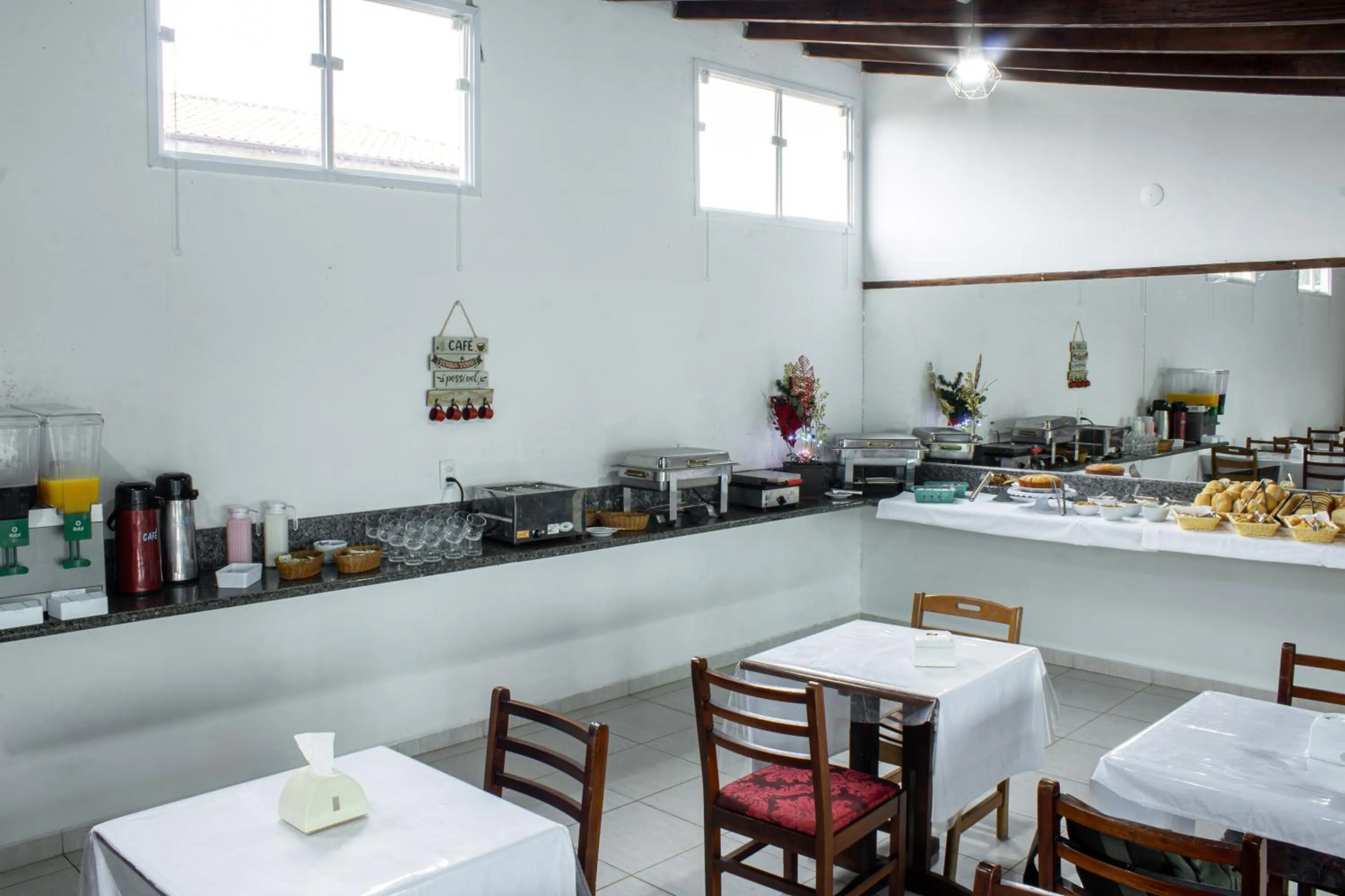 Food and drinks in Pousada Riviera Caragua