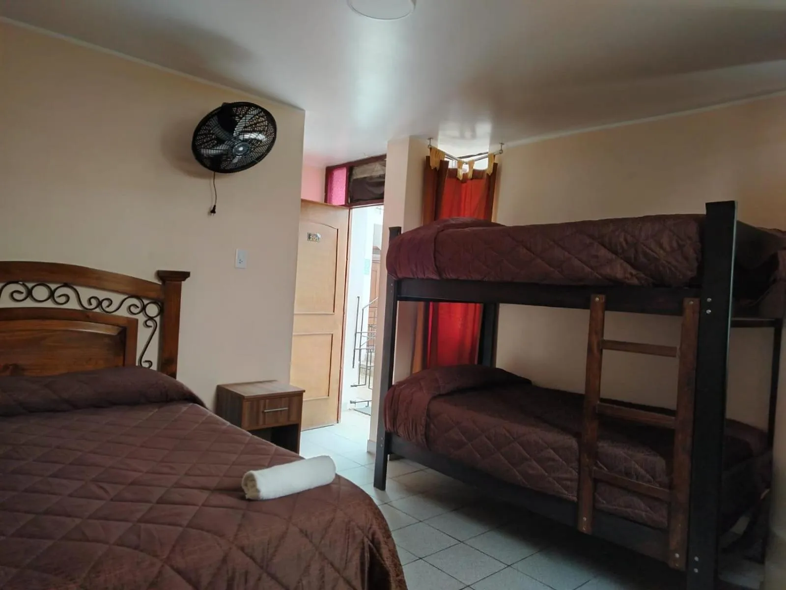 Bed in Hotel San Isidro