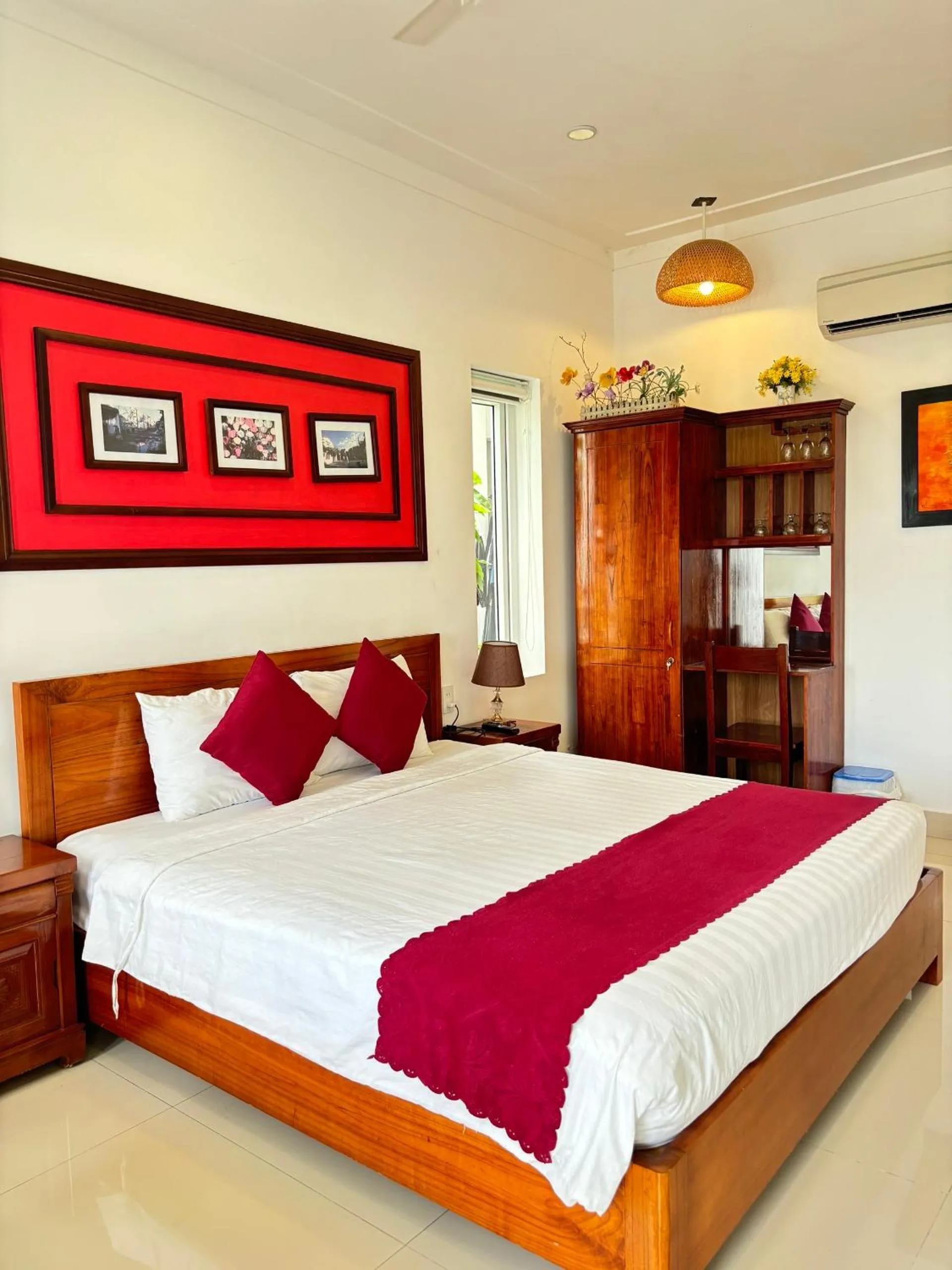 Bed in Red House Homestay - Villa