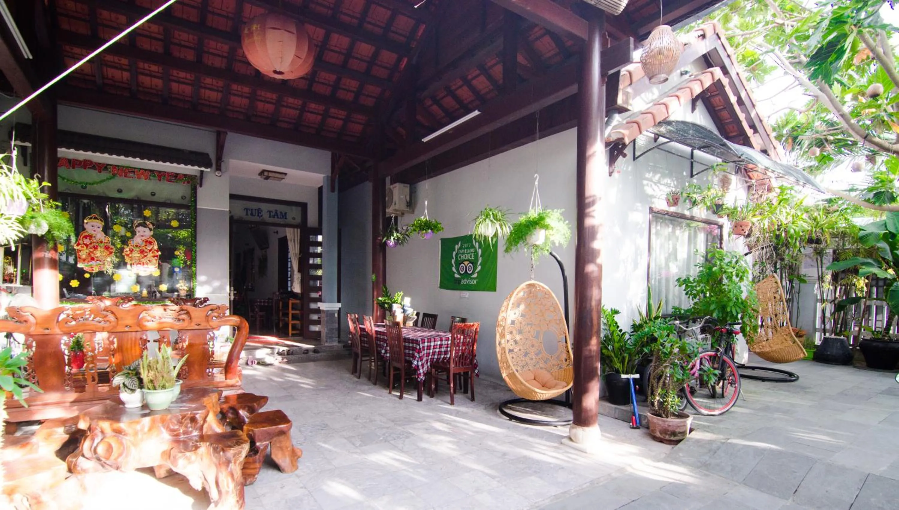 Area and facilities in Tue Tam Garden Villa