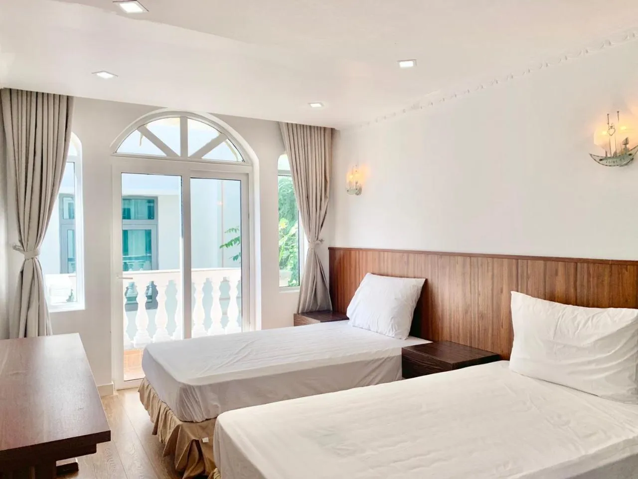 Bed in Benzen Villas Nha Trang