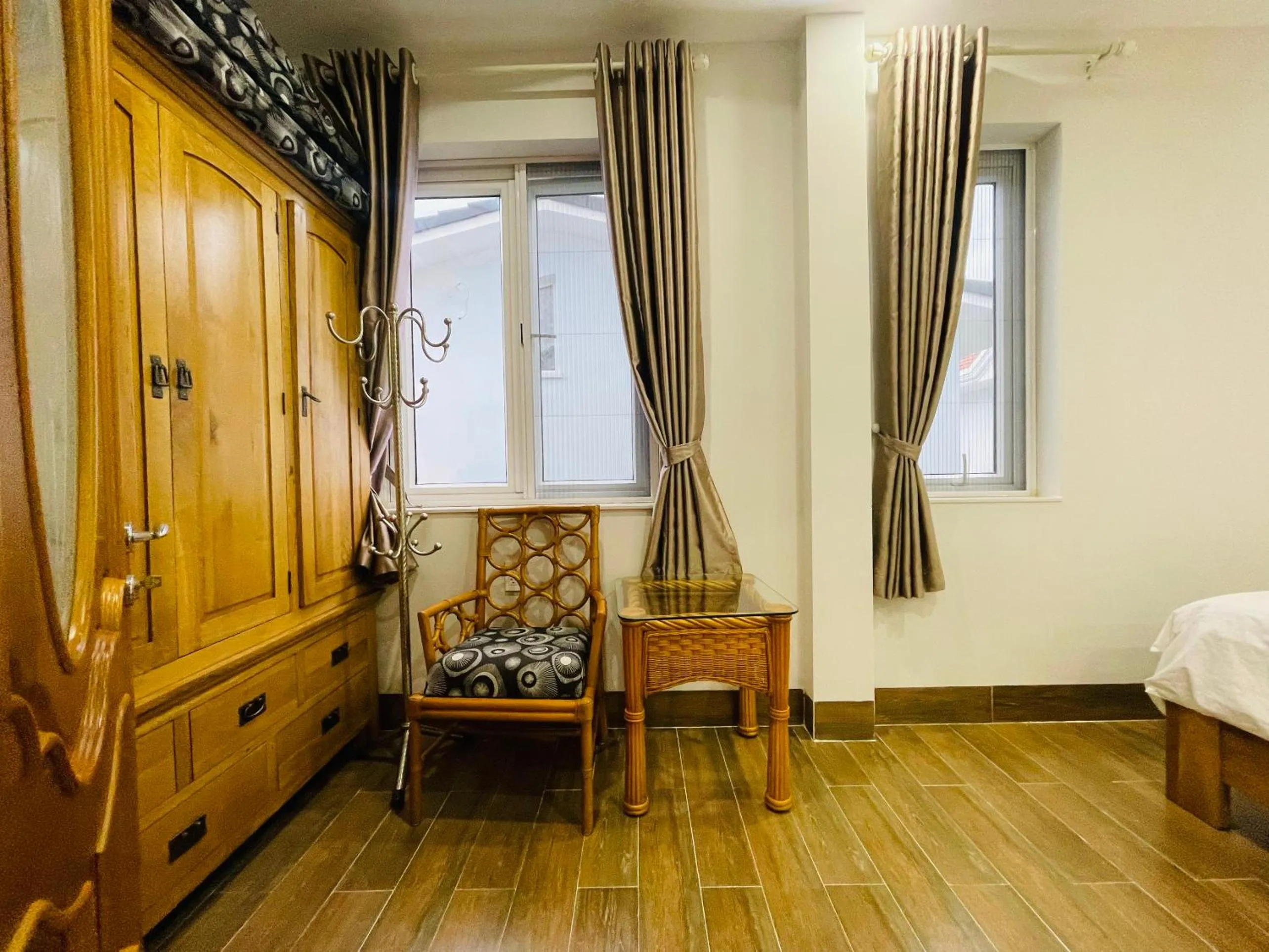 wardrobe in Benzen Villas Nha Trang