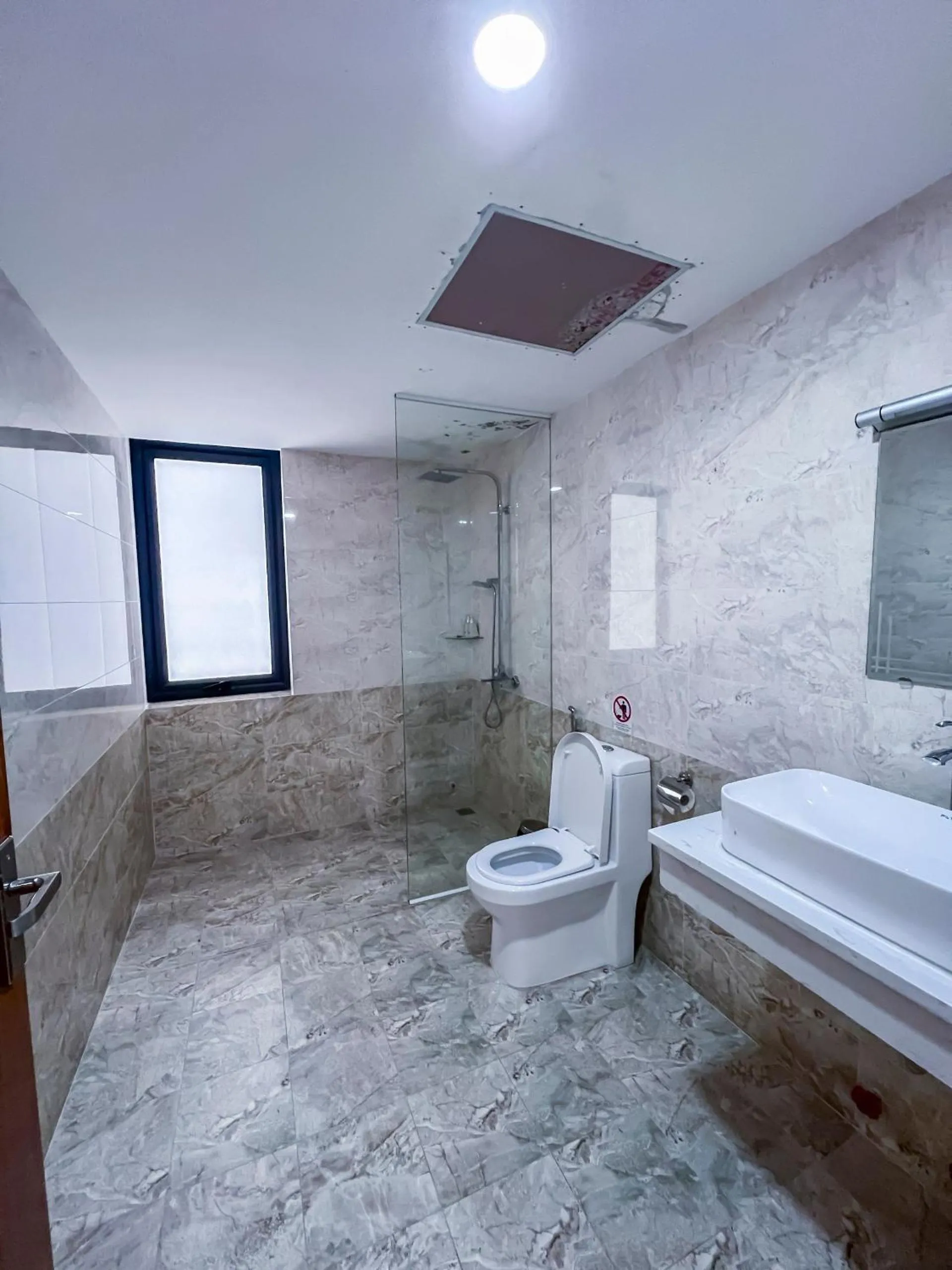 Bathroom in Benzen Villas Nha Trang