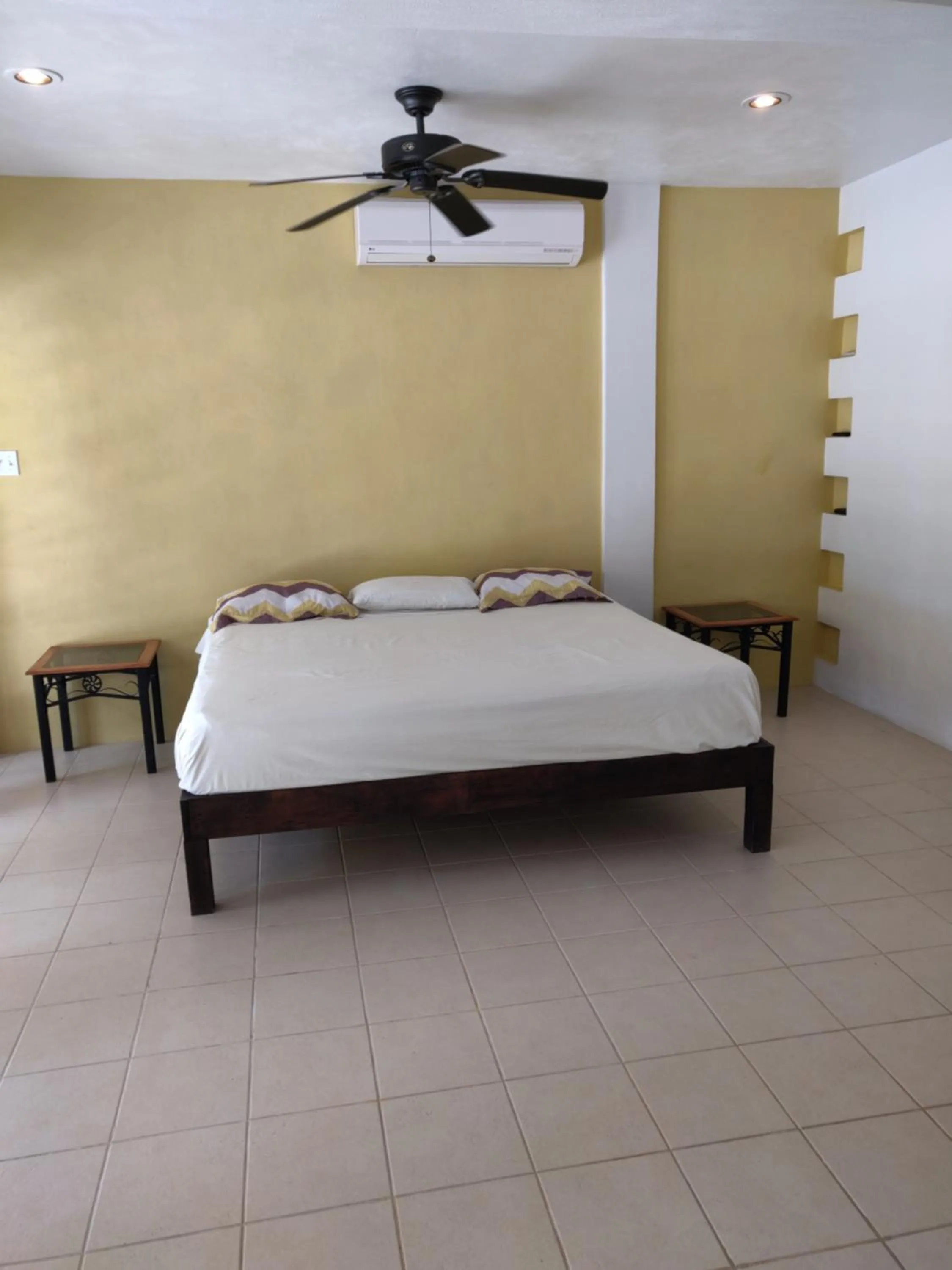 Bed in Villas Del Mar