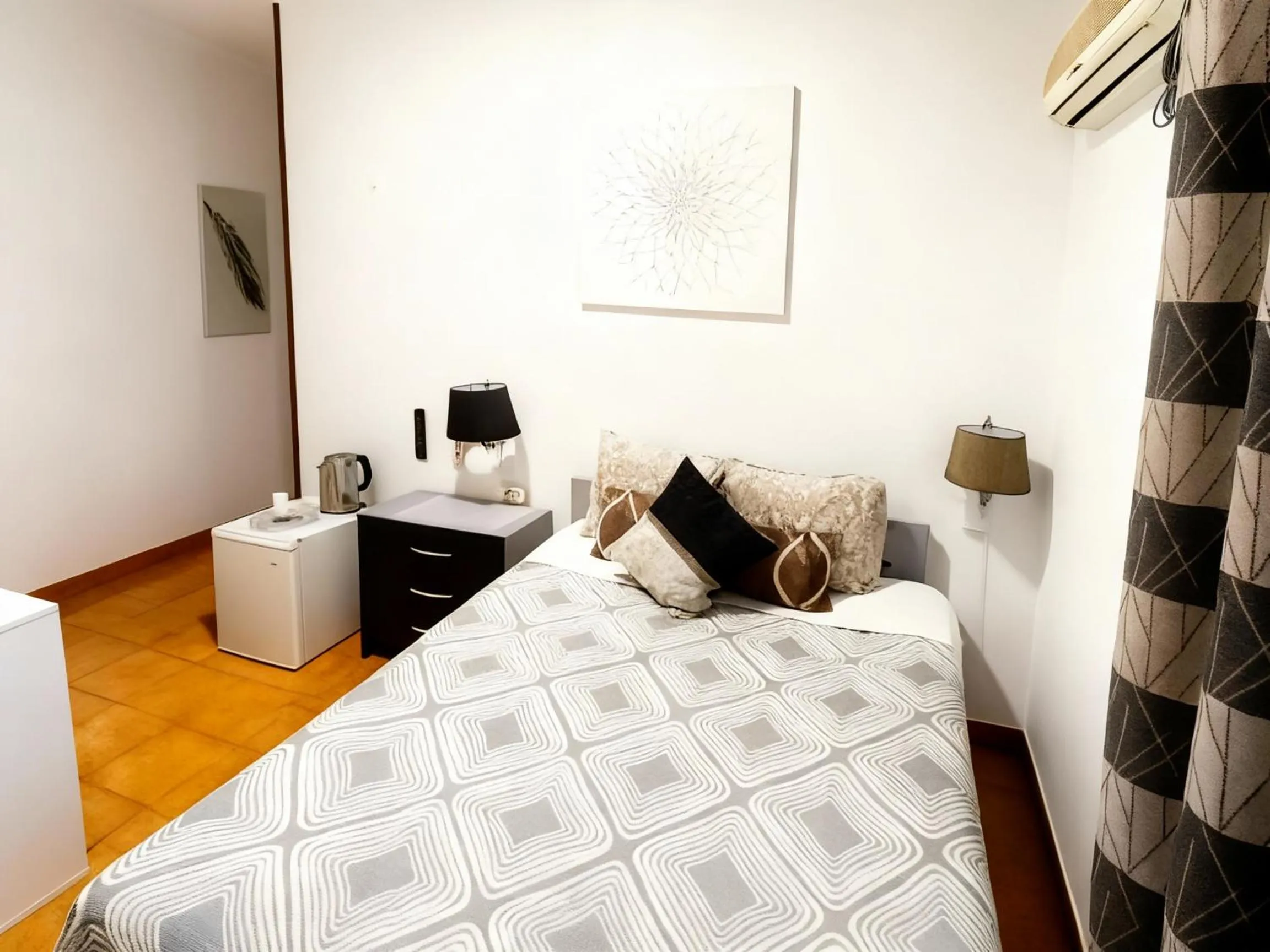 Bed in ALOJAMENTO ELVAS LUSO ESPANHOLA