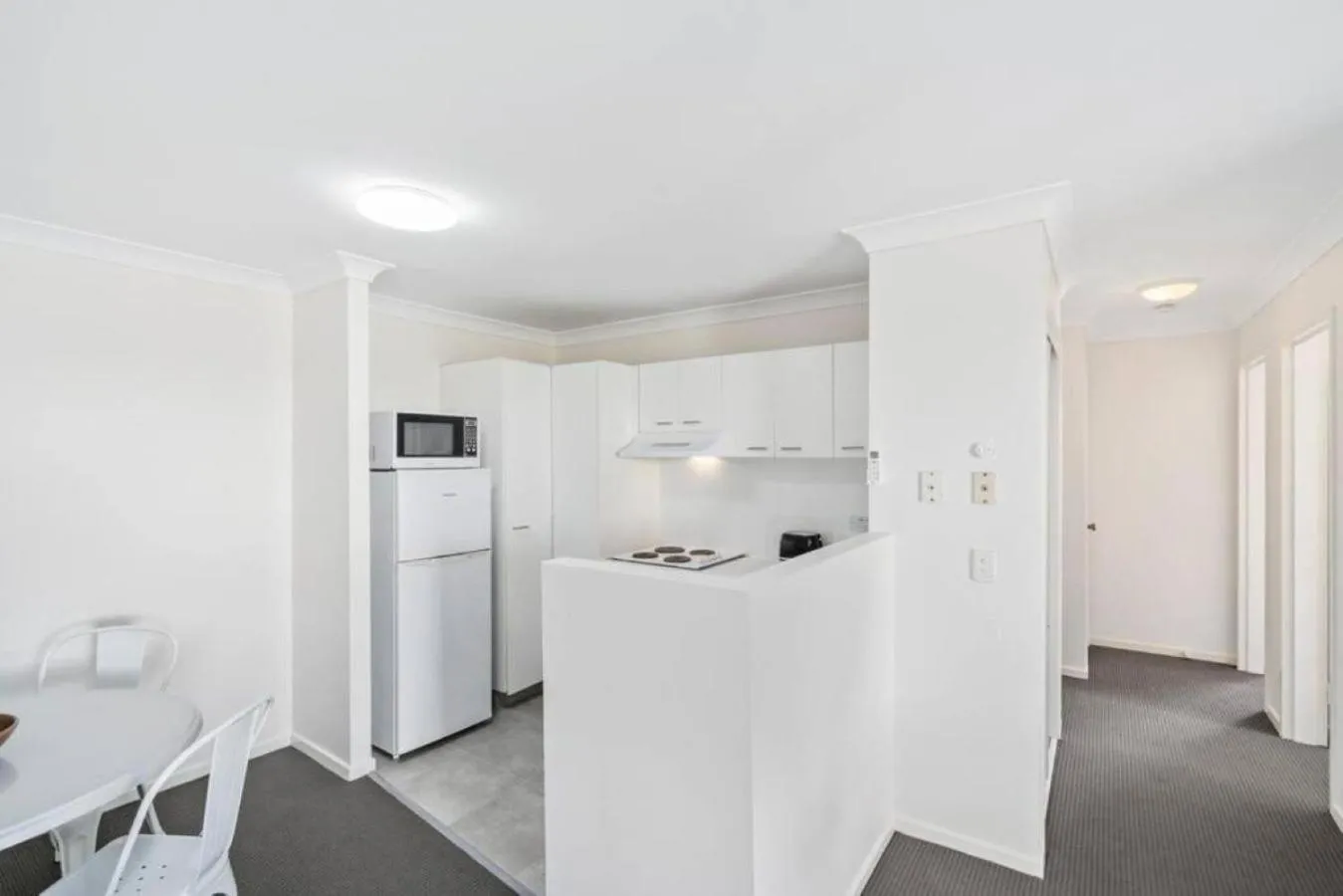 Bay Lodge - Private Apartments Hosted by Coastal Letting Co.