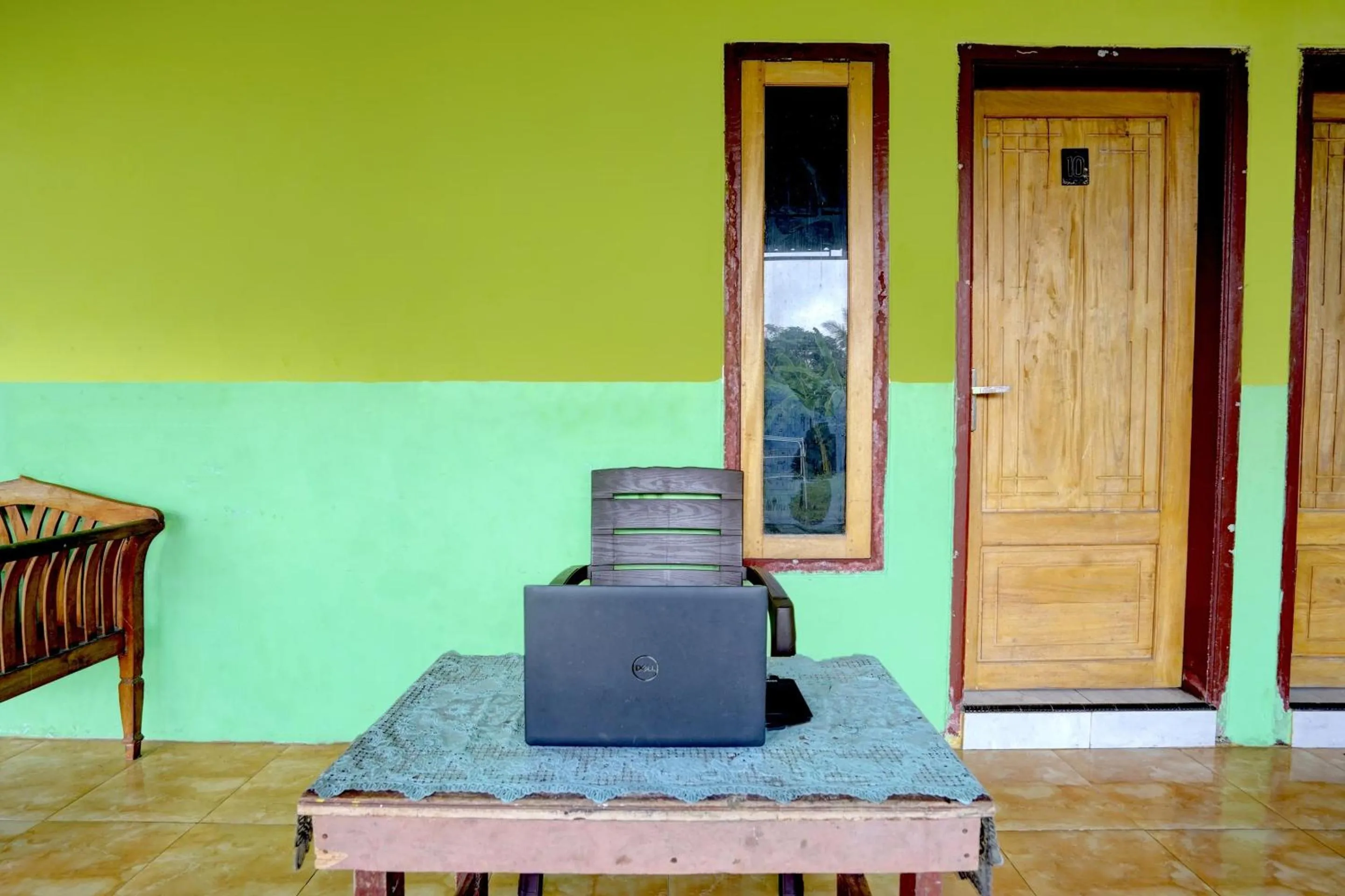 Lobby or reception in Hotel O Anisah Adil Homestay SyariahNearsmart Kampung Desa Pakistaji