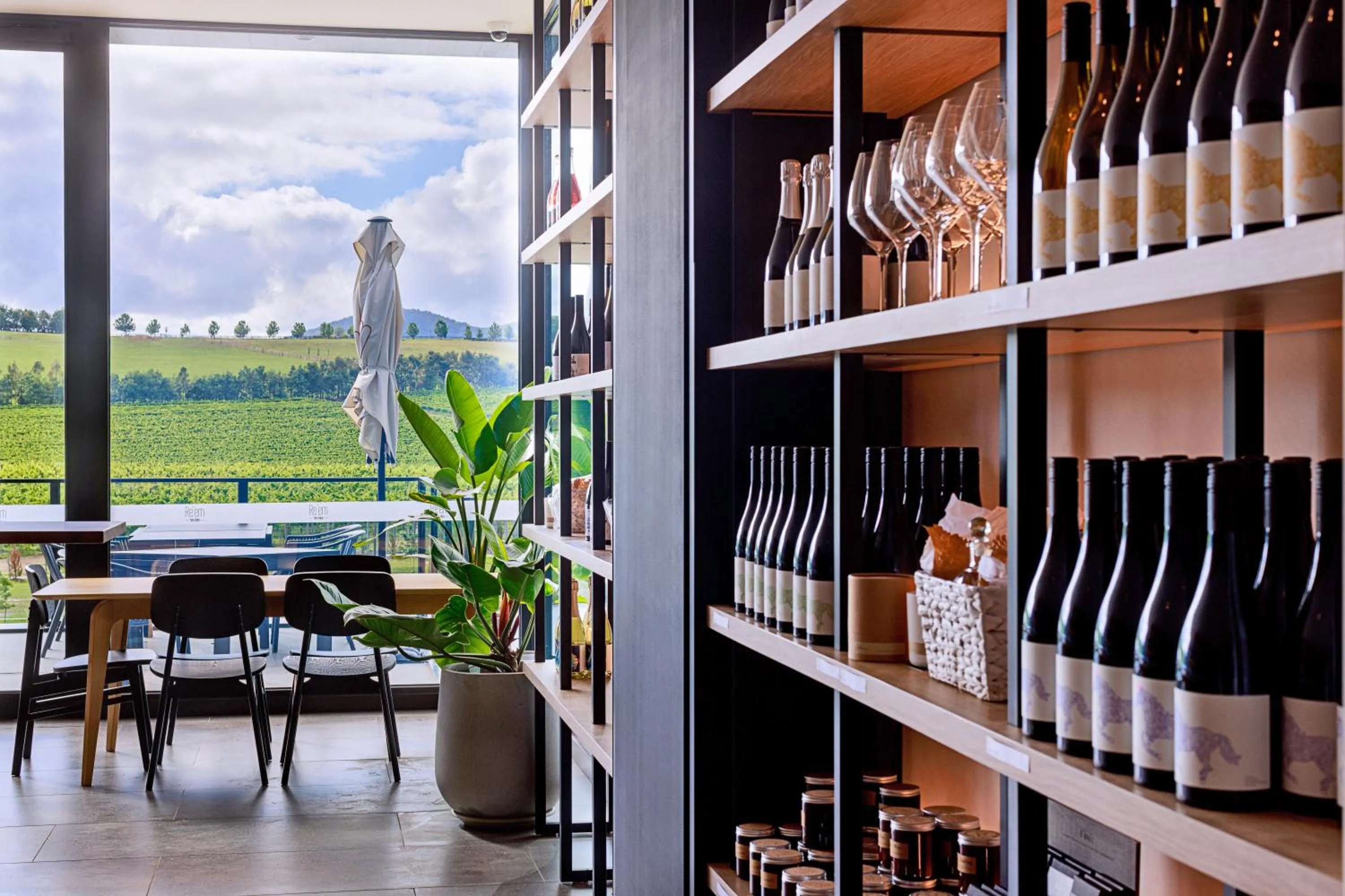 Restaurant/places to eat in Re’em Yarra Valley