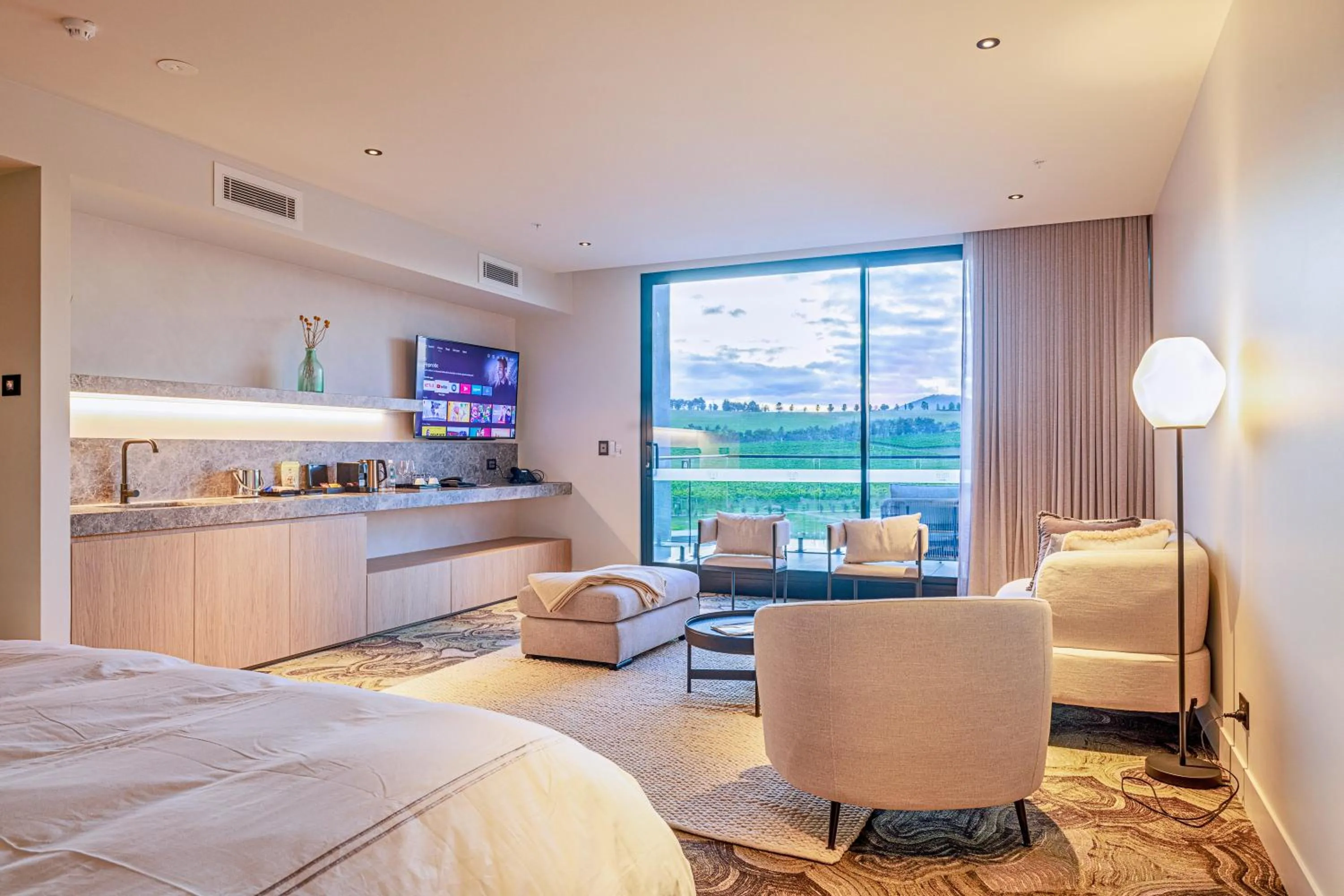 Bed in Re’em Yarra Valley