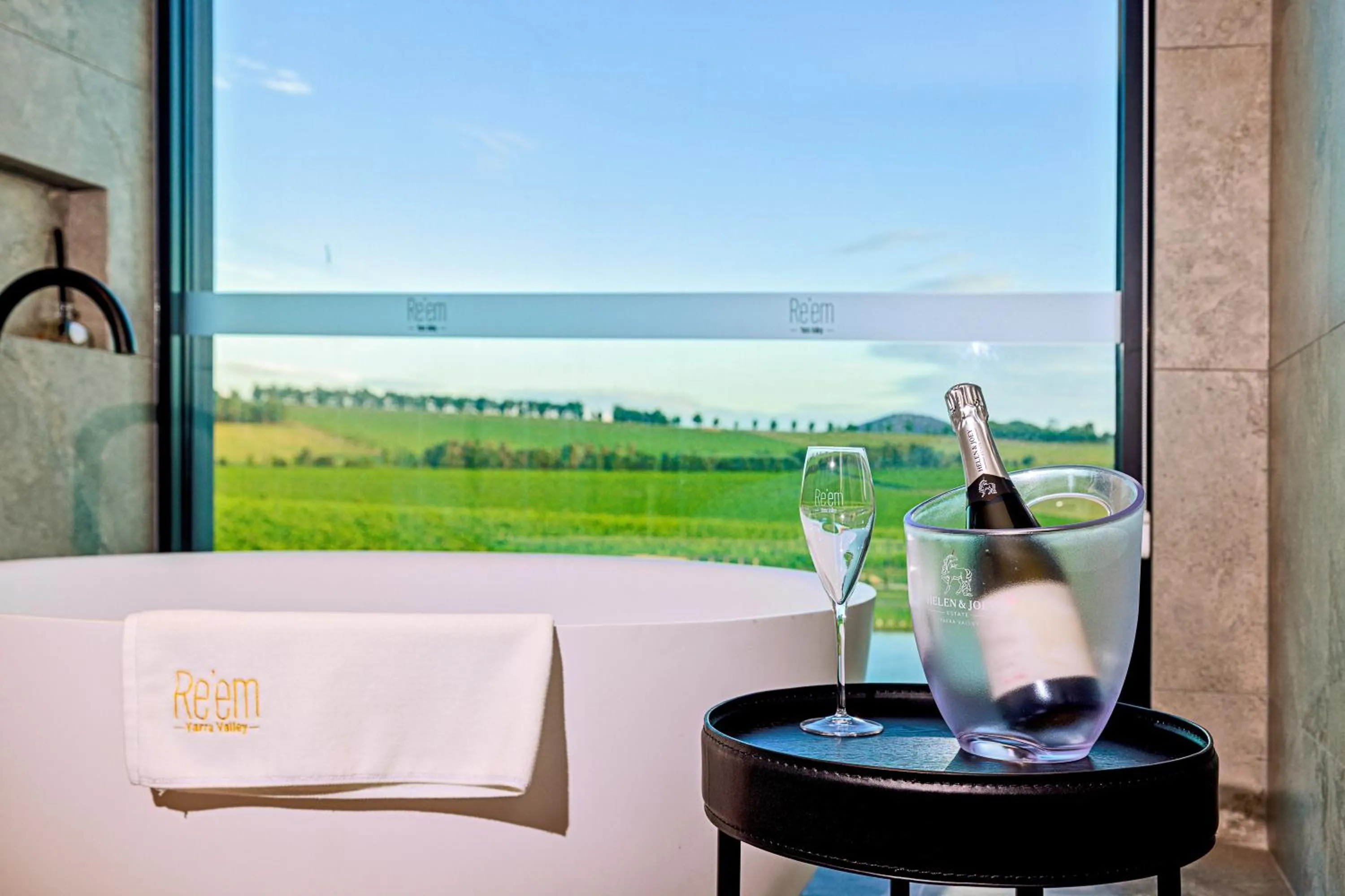 Re’em Yarra Valley