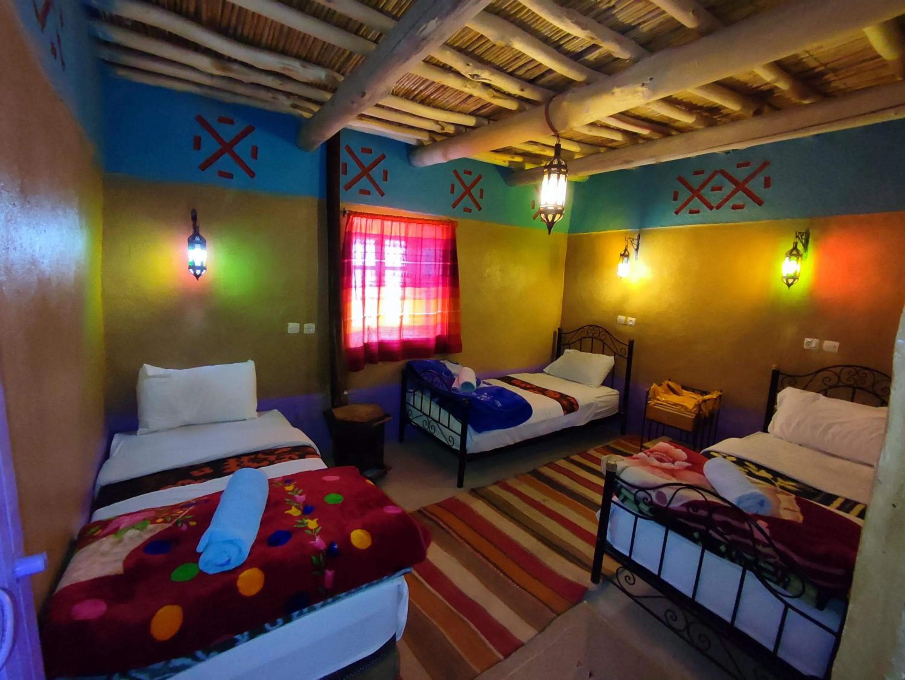 Bed in Auberge restaurant Afoud