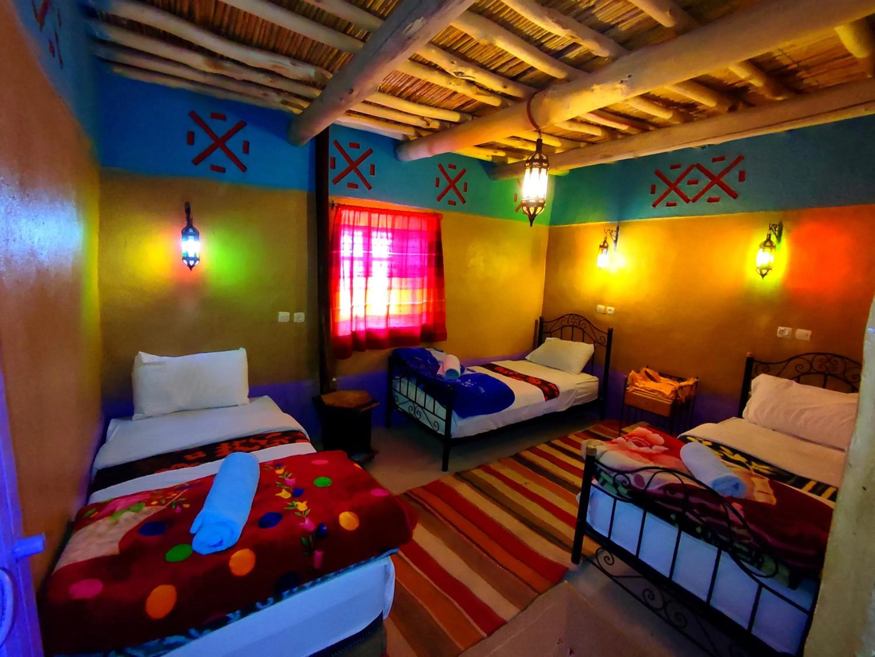 Bed in Auberge restaurant Afoud