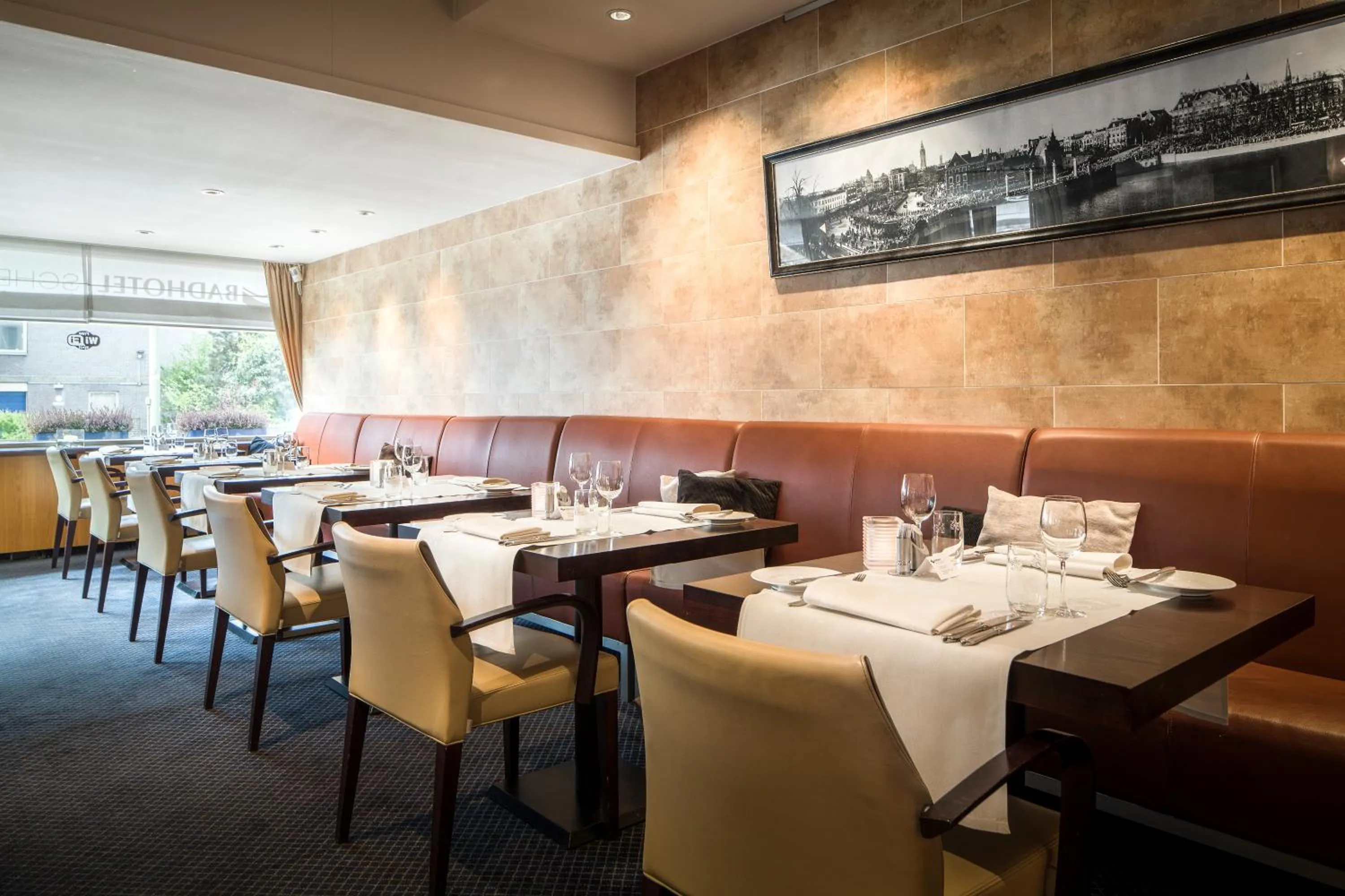 Restaurant/places to eat in Badhotel The Hague Scheveningen