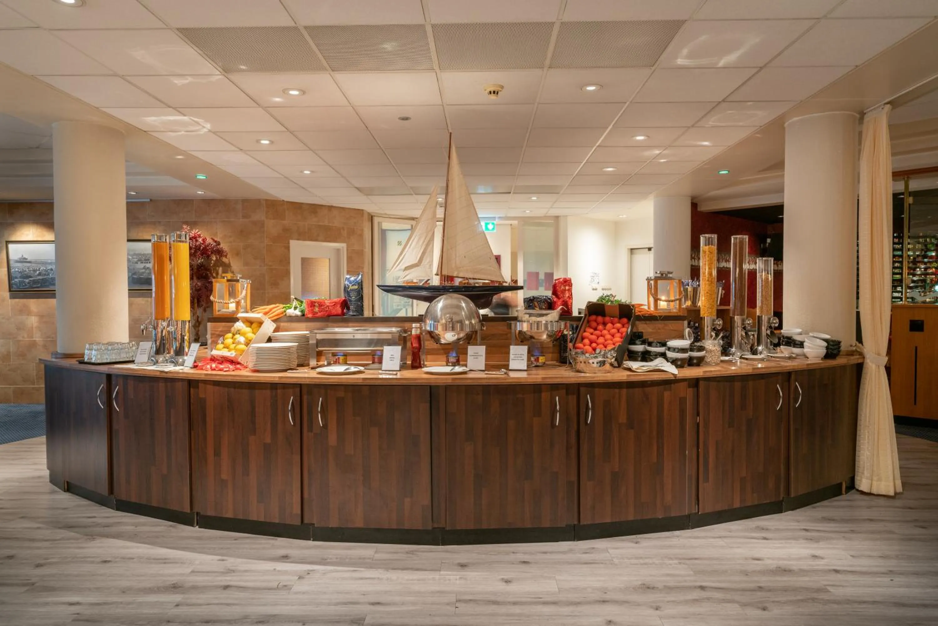 Restaurant/places to eat in Badhotel The Hague Scheveningen