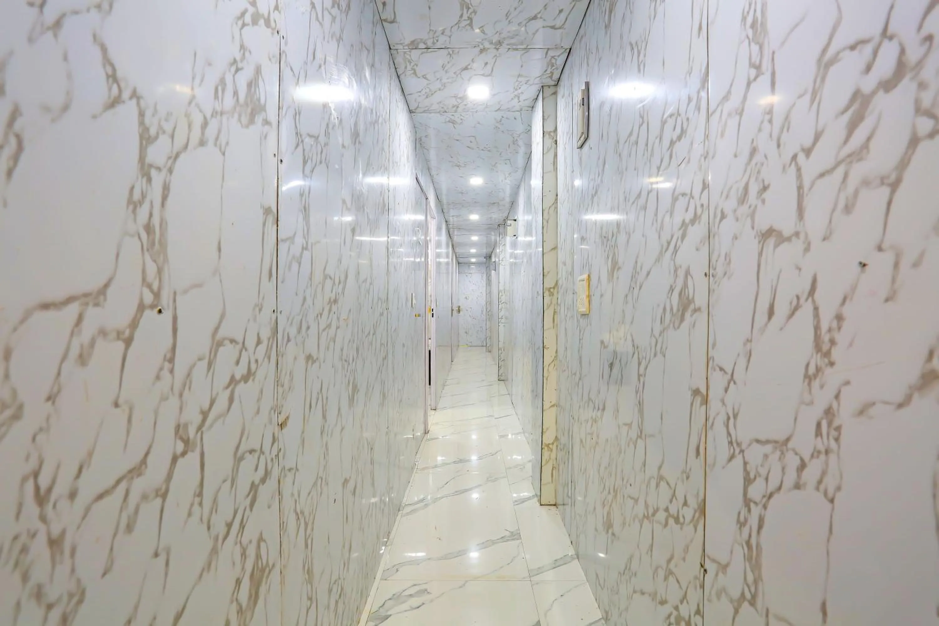 Lobby or reception in Hotel O Happy Hours