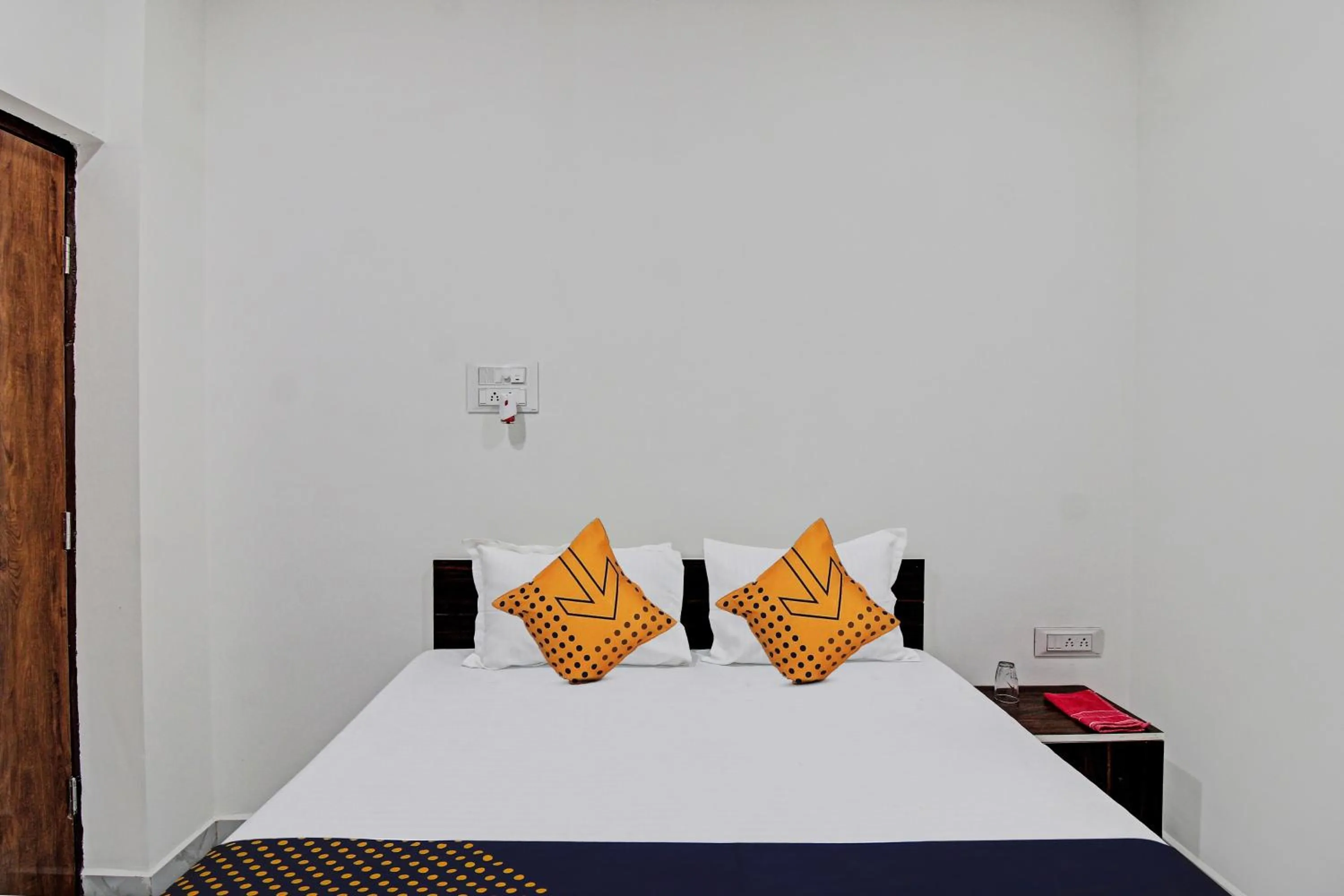 Bedroom in Spot On Tulsi Stay Inn