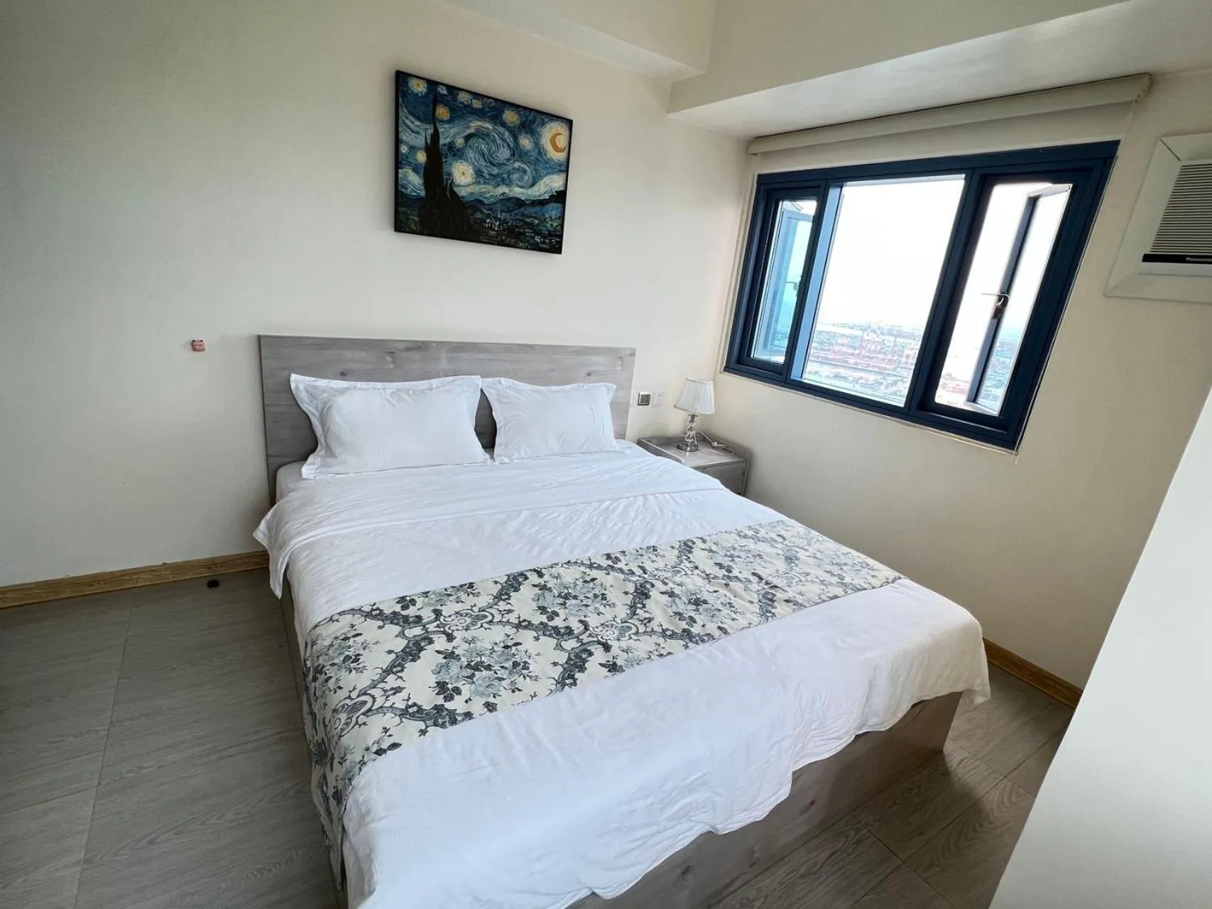 Bed in Grand Riviera Suites