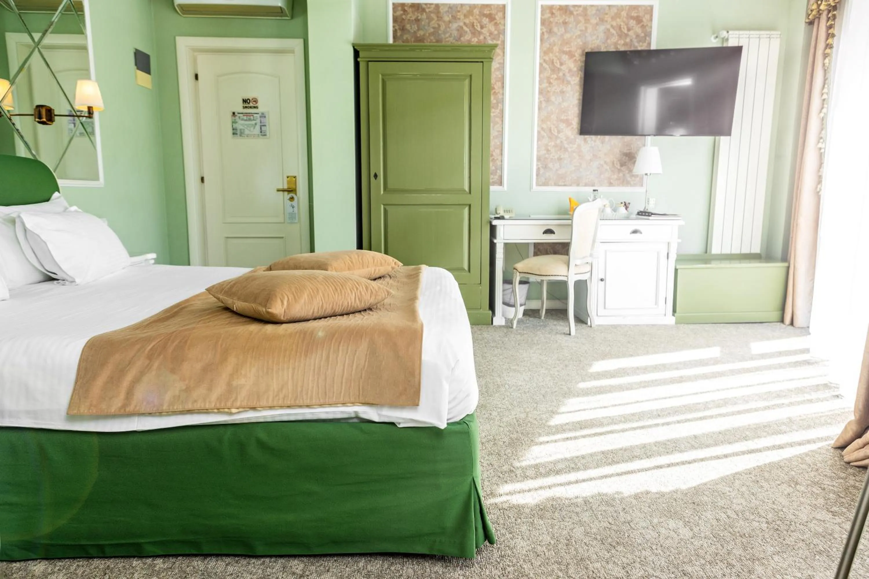 Photo of the whole room, Bed in Villa Boutique Lafayette