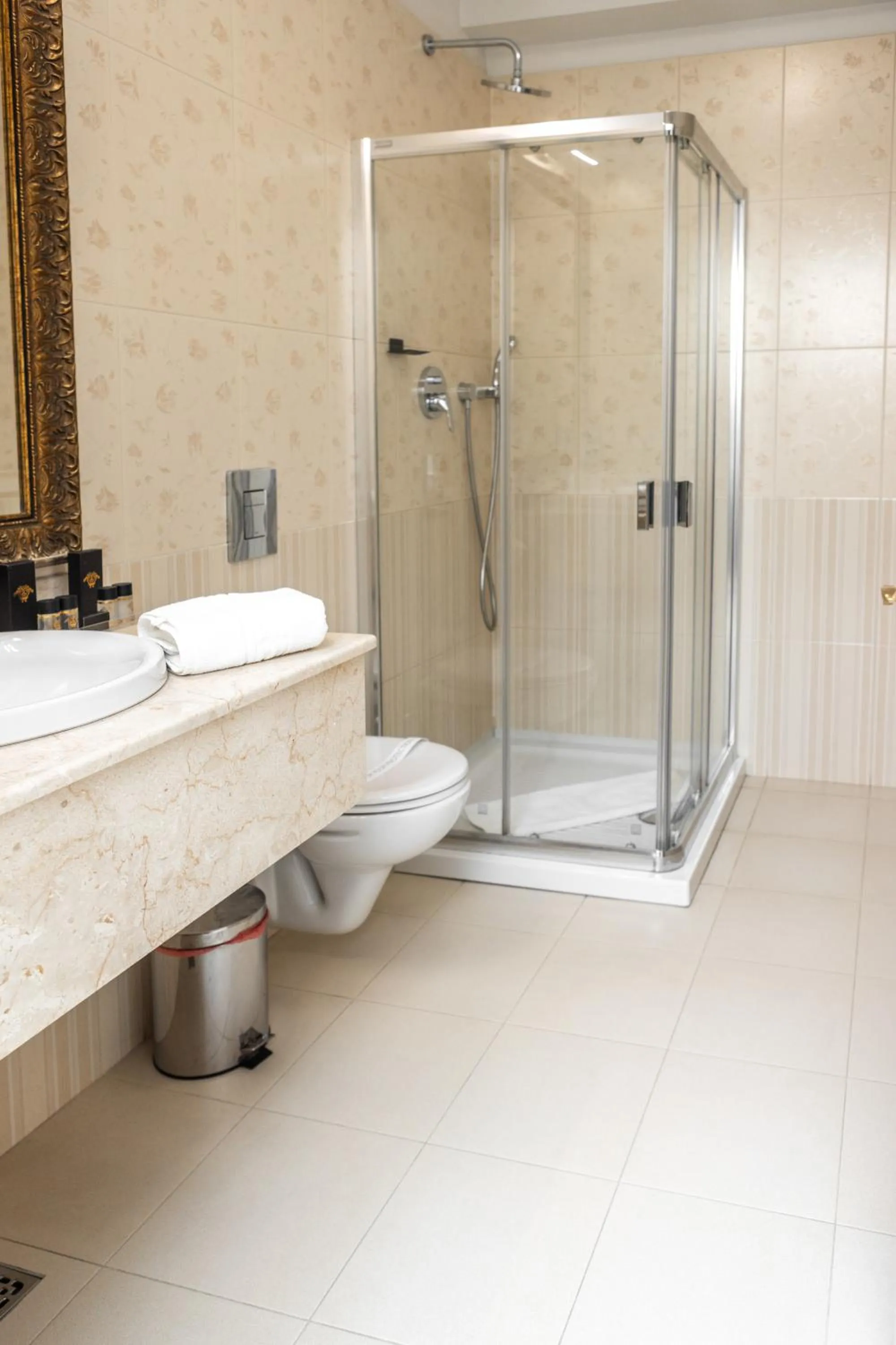 Shower in Villa Boutique Lafayette