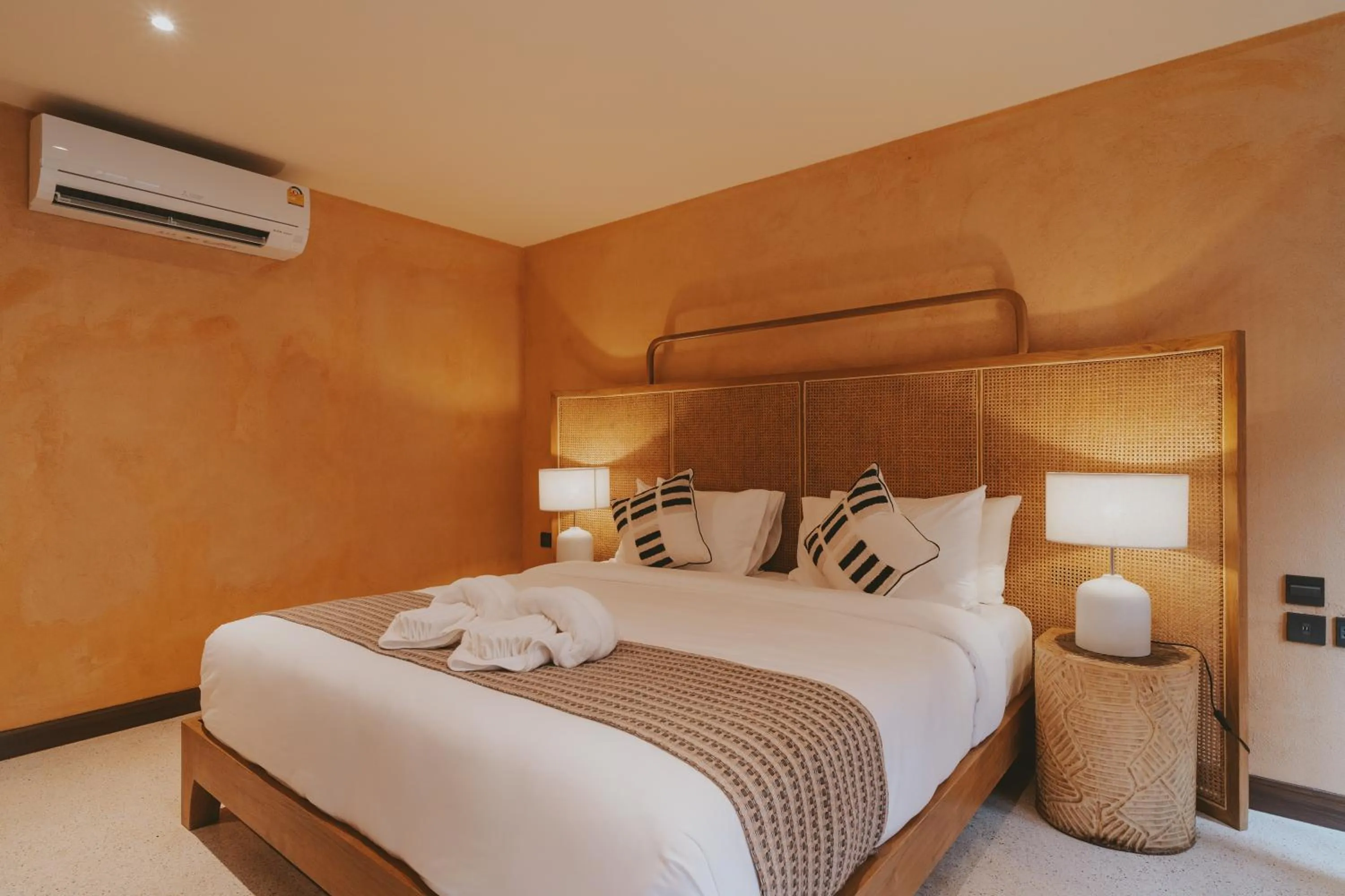 Bedroom, Bed in Hotel Clay Chiang Mai