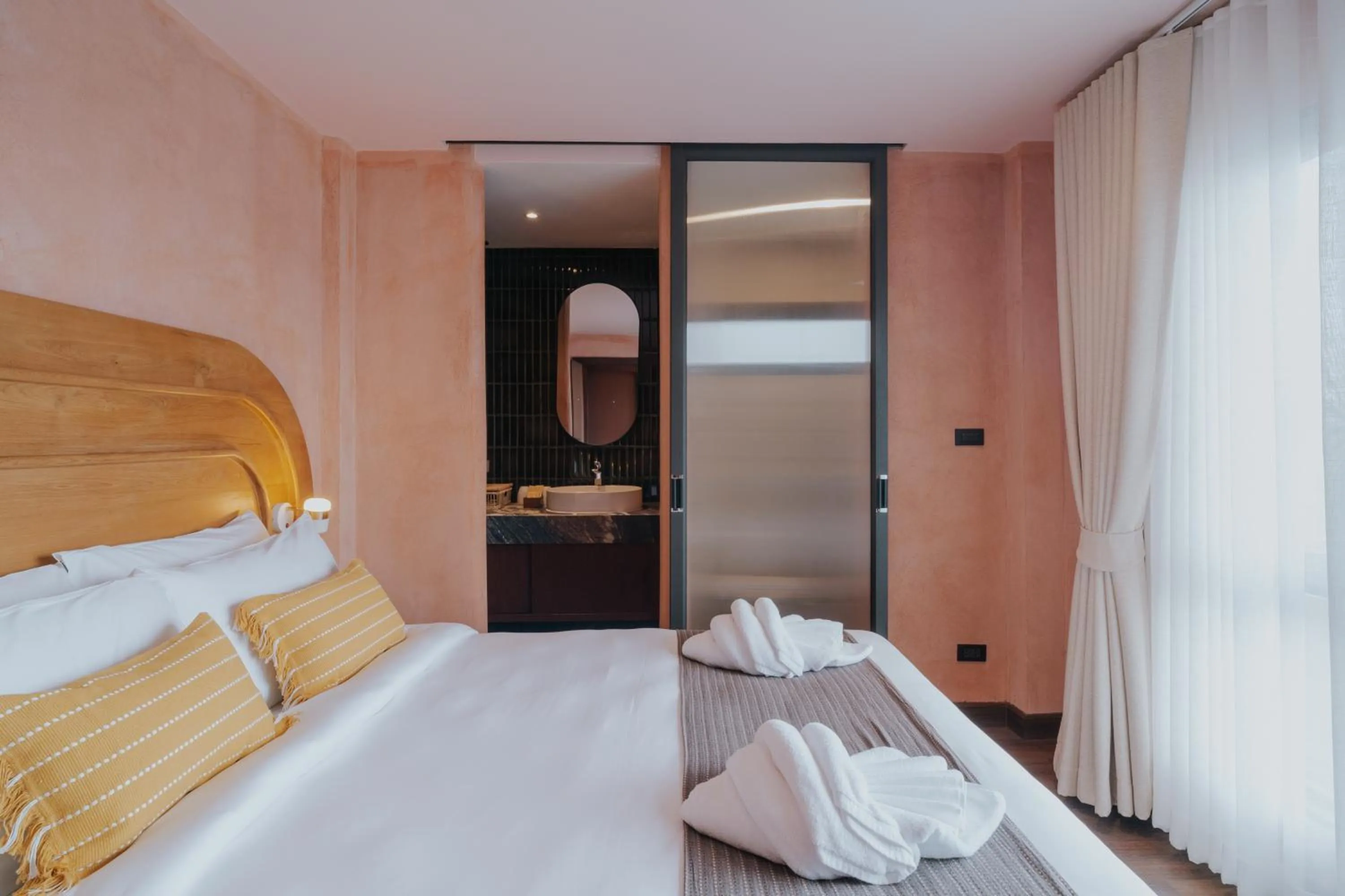 Bedroom, Bed in Hotel Clay Chiang Mai