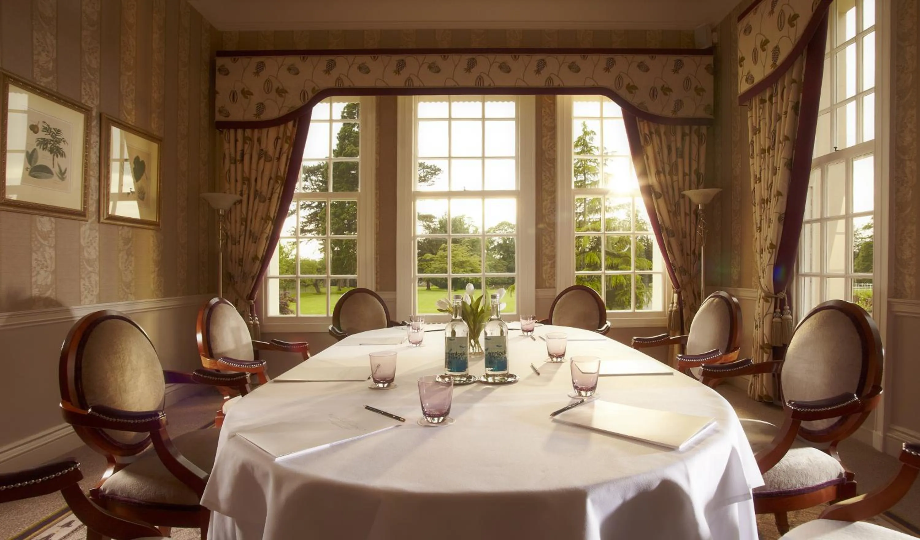 Dining area in Brockencote Hall