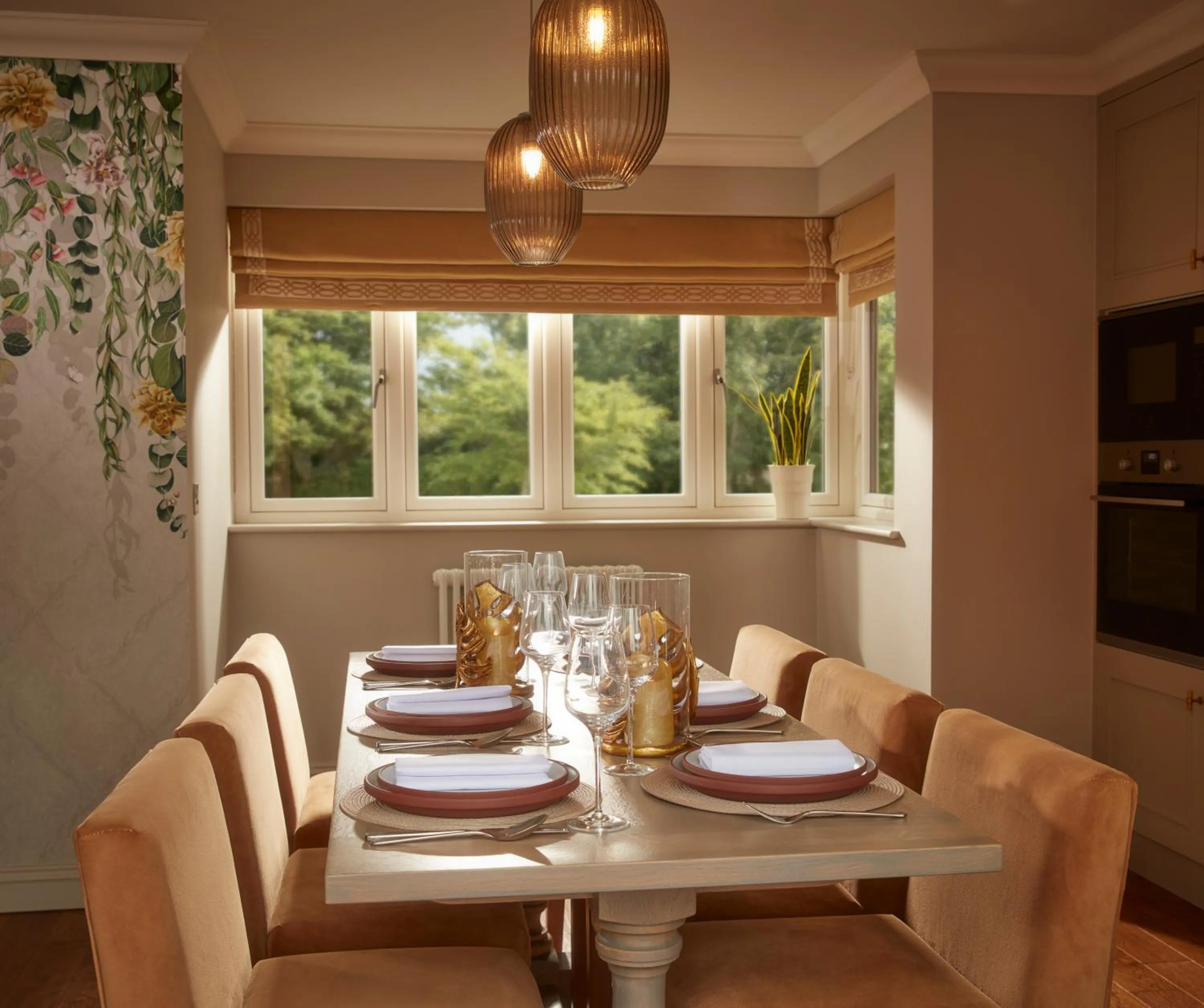 Dining area in Brockencote Hall