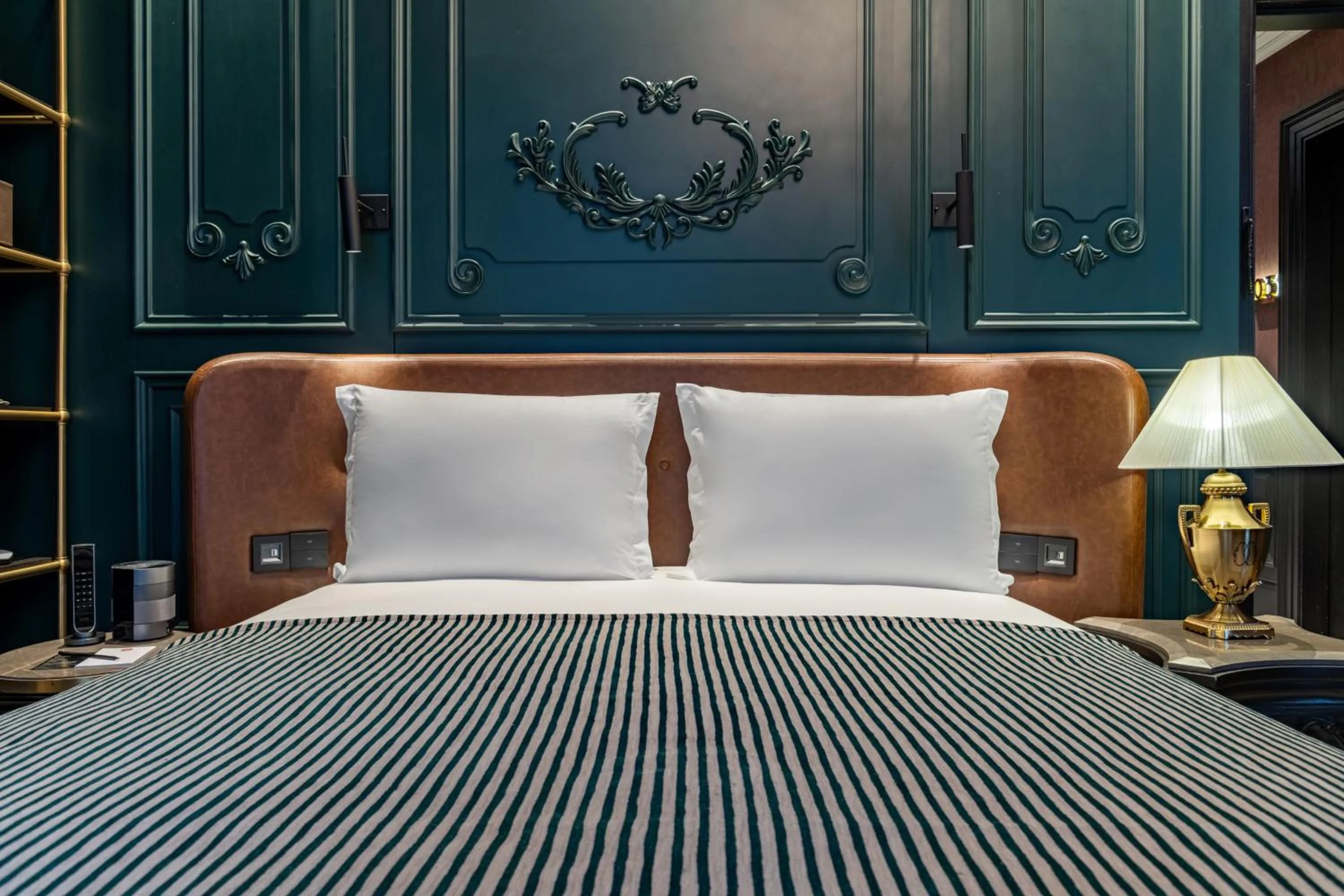 Bedroom, Bed in Orient Occident Hotel Istanbul, Autograph Collection