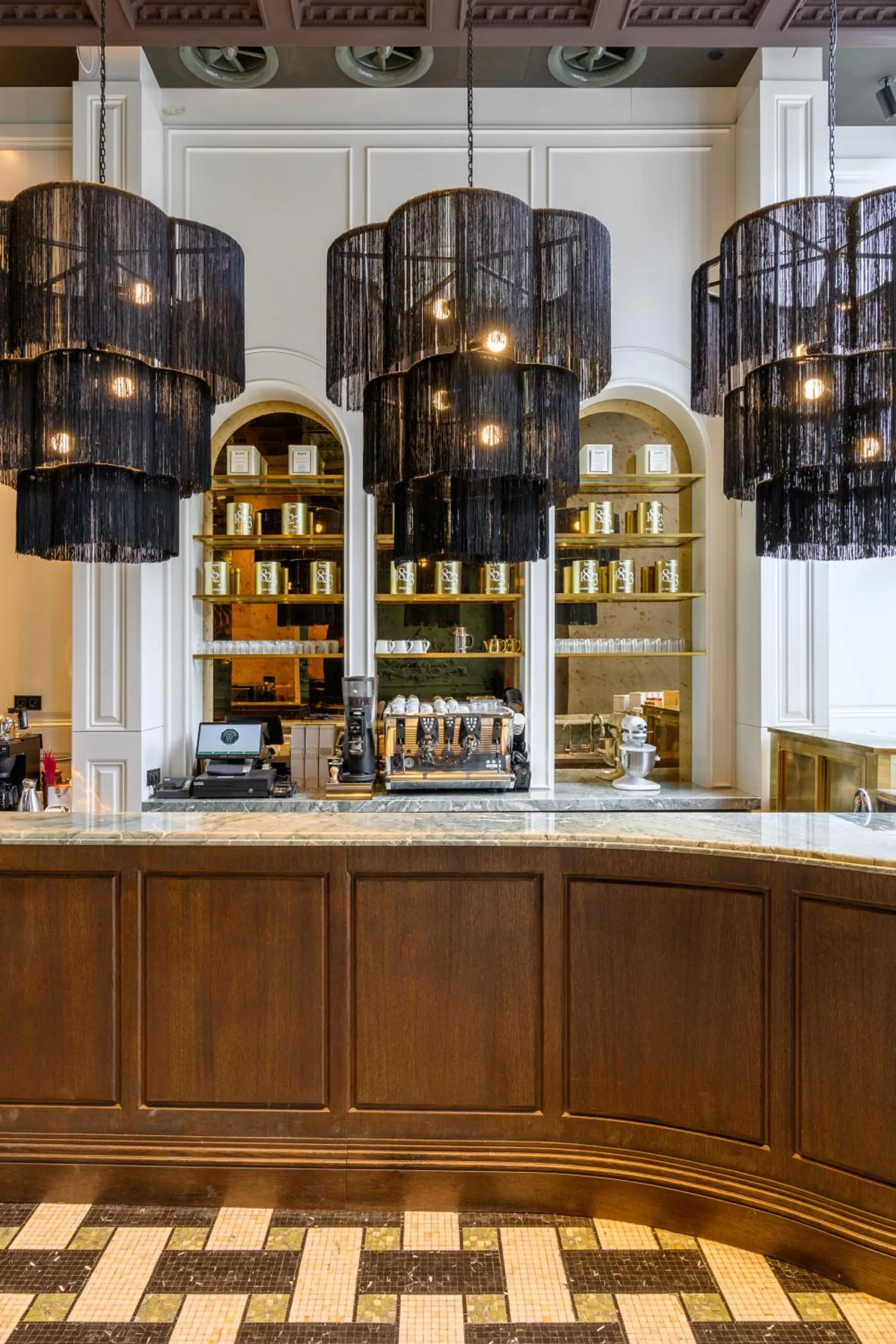 Food and drinks in Orient Occident Hotel Istanbul, Autograph Collection