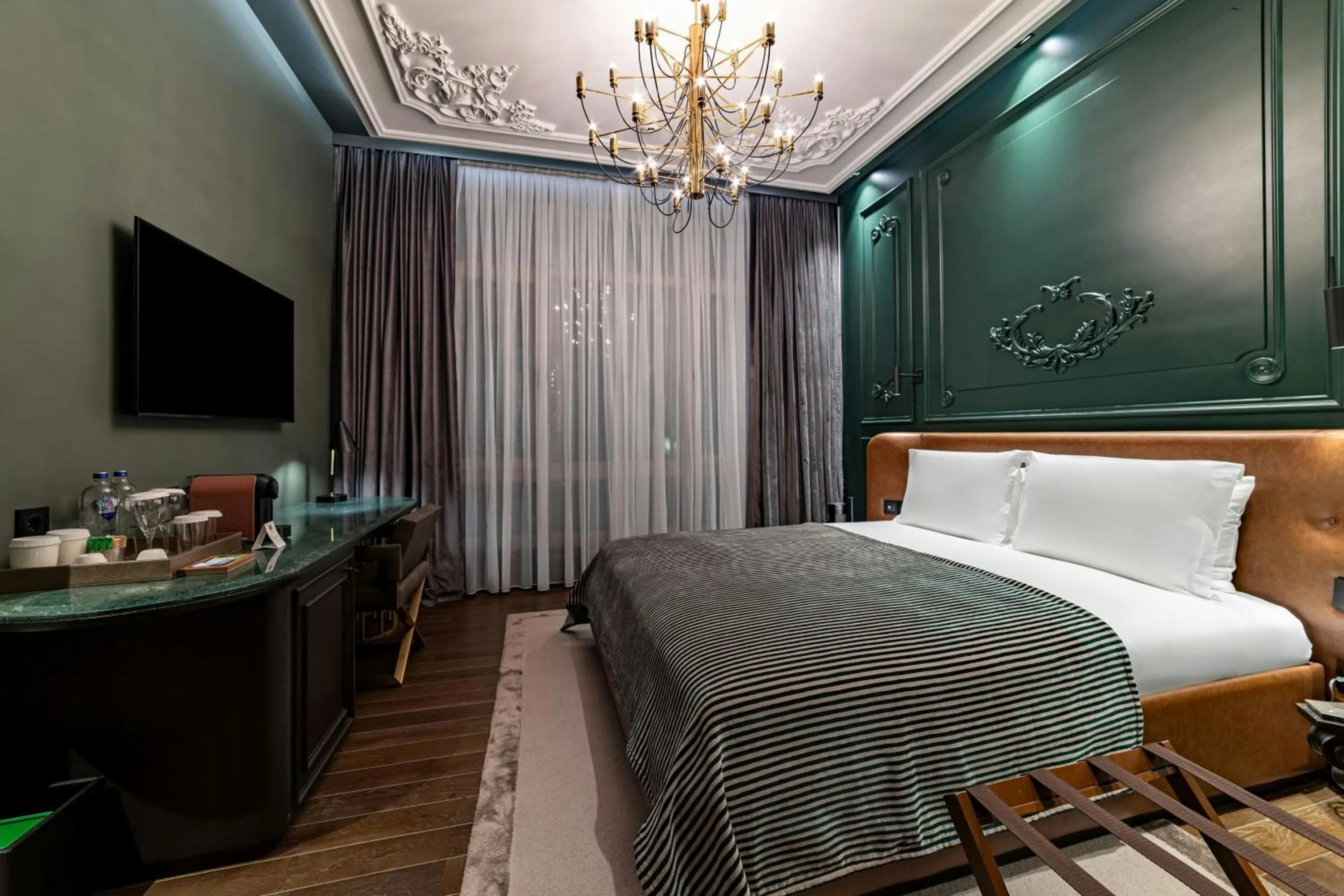 Photo of the whole room, Bed in Orient Occident Hotel Istanbul, Autograph Collection