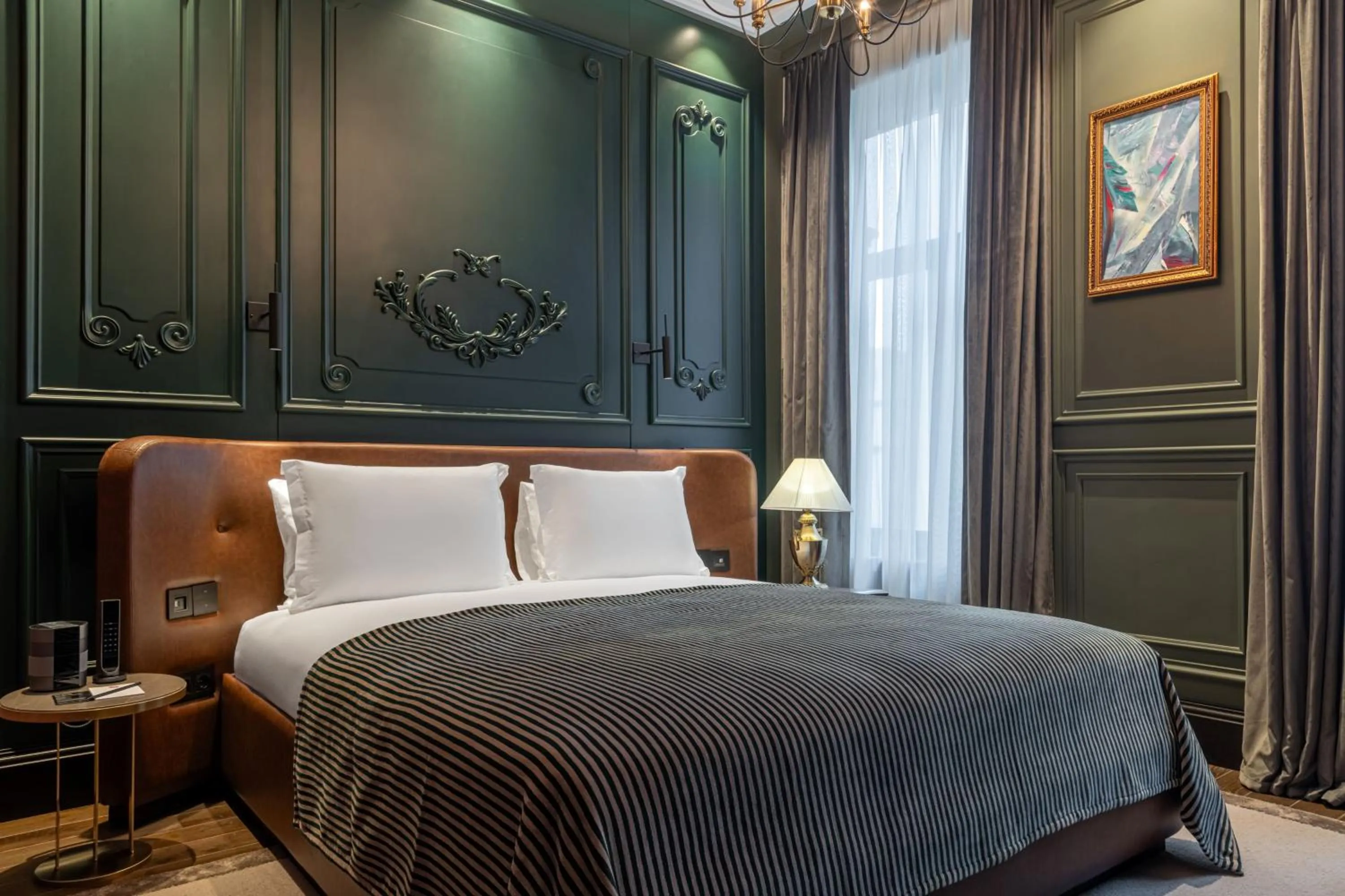 Bedroom, Bed in Orient Occident Hotel Istanbul, Autograph Collection