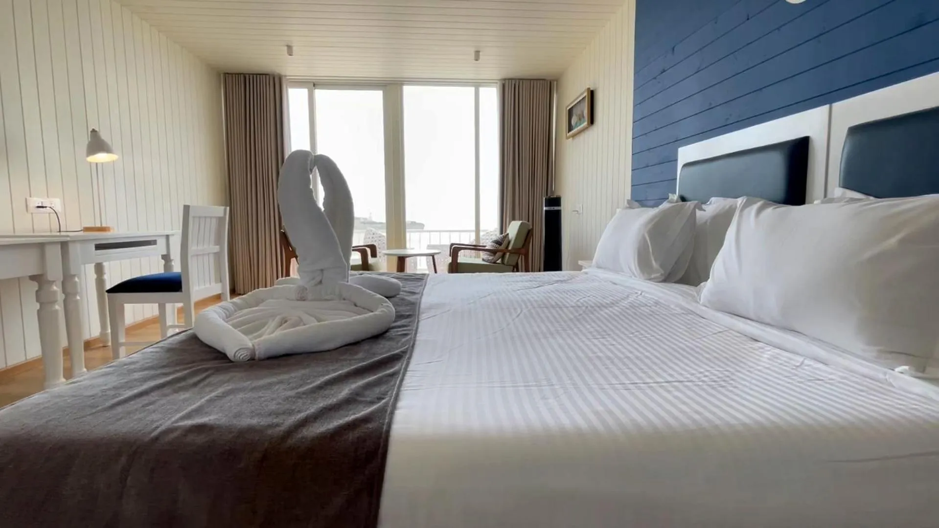 Bed in Praveg Beach Resort Diu, Chakratirth Beach