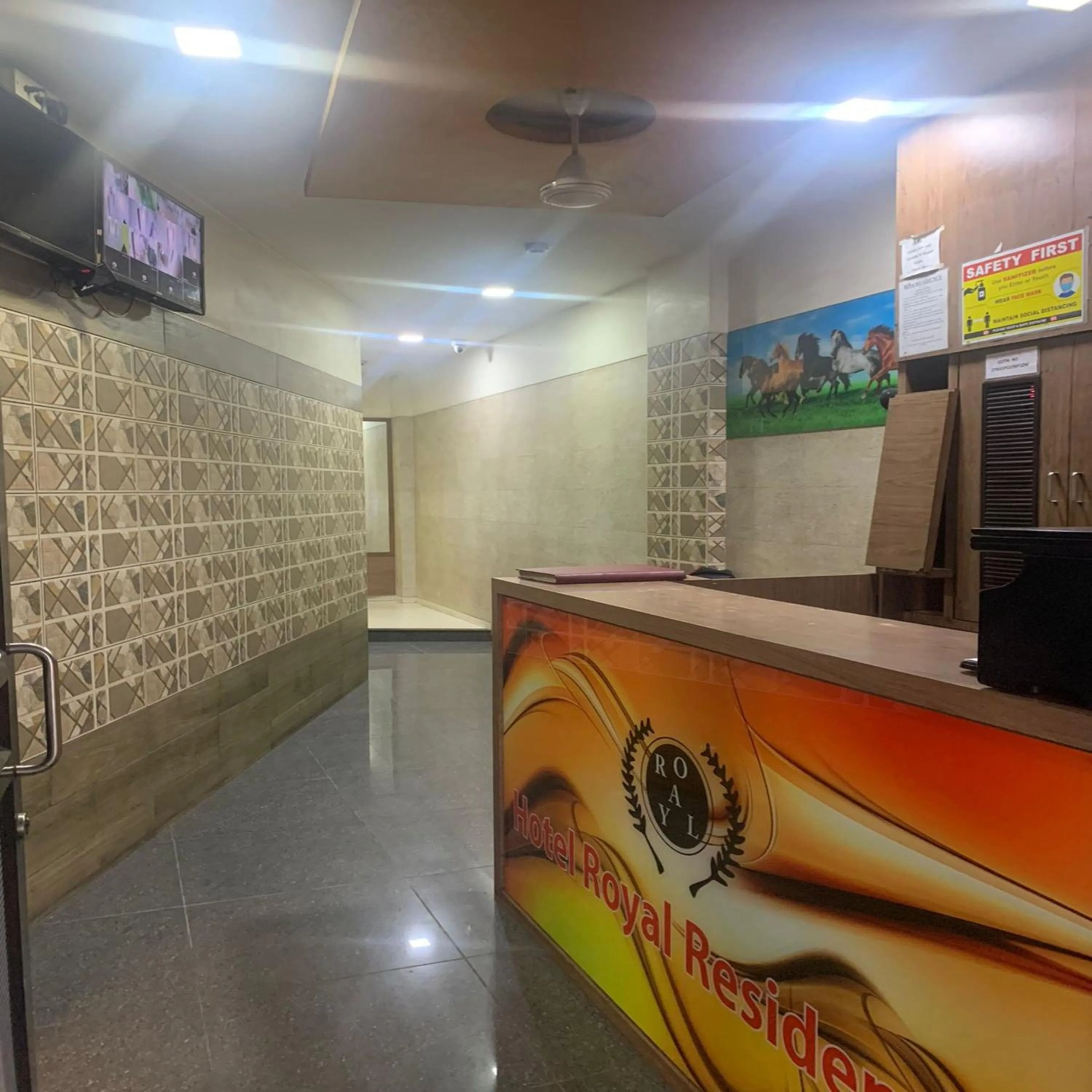 Property building in Hotel Royal Residency - Chembur