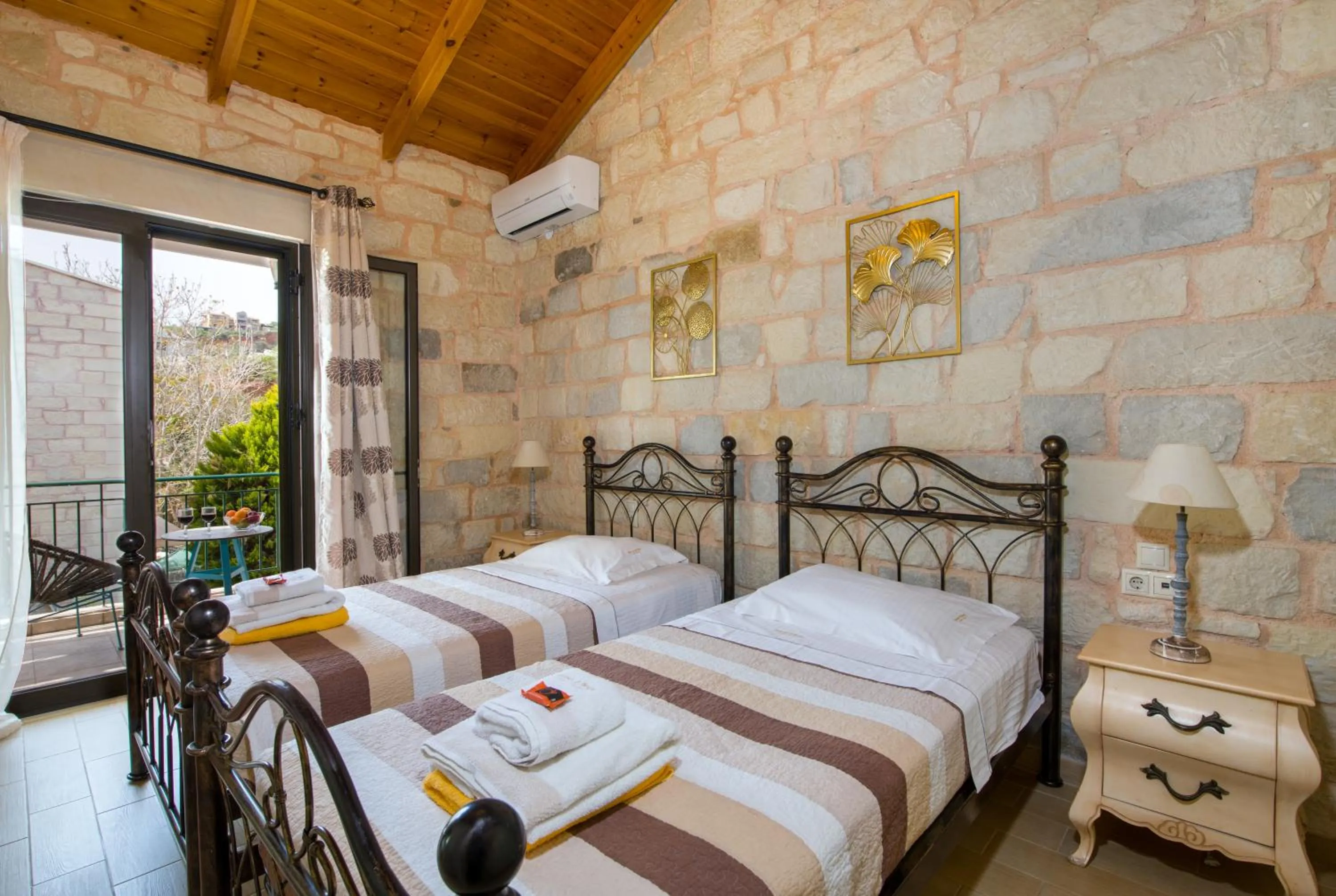 Bedroom, Bed in Villa Constancia