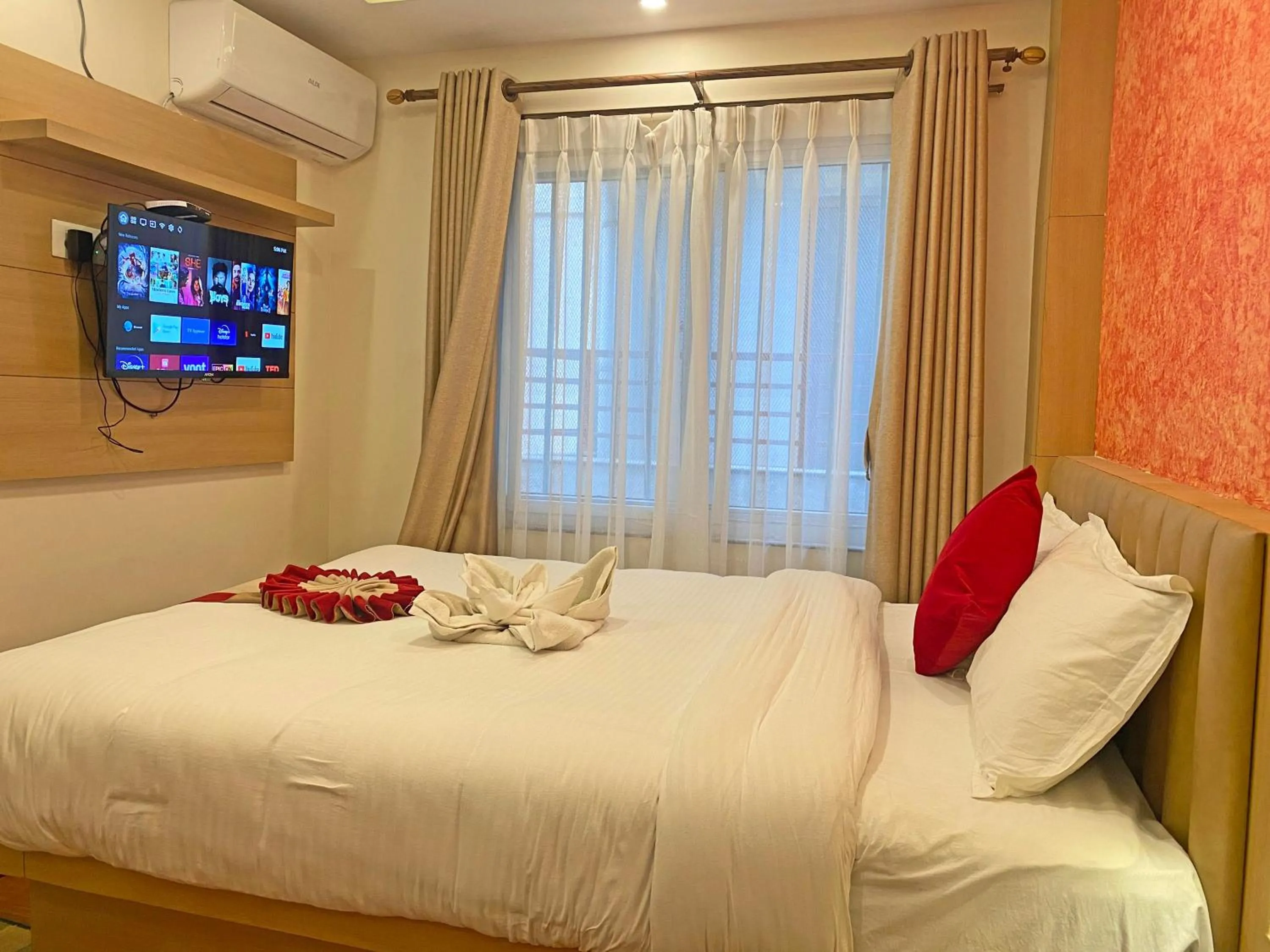 TV and multimedia, Bed in Hotel Malati