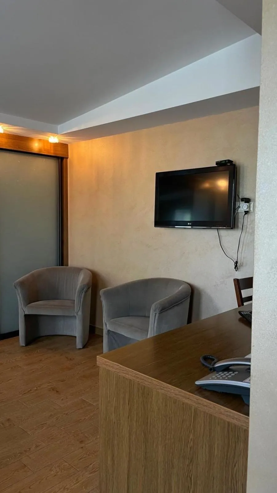 TV and multimedia in Pivdenna Brama