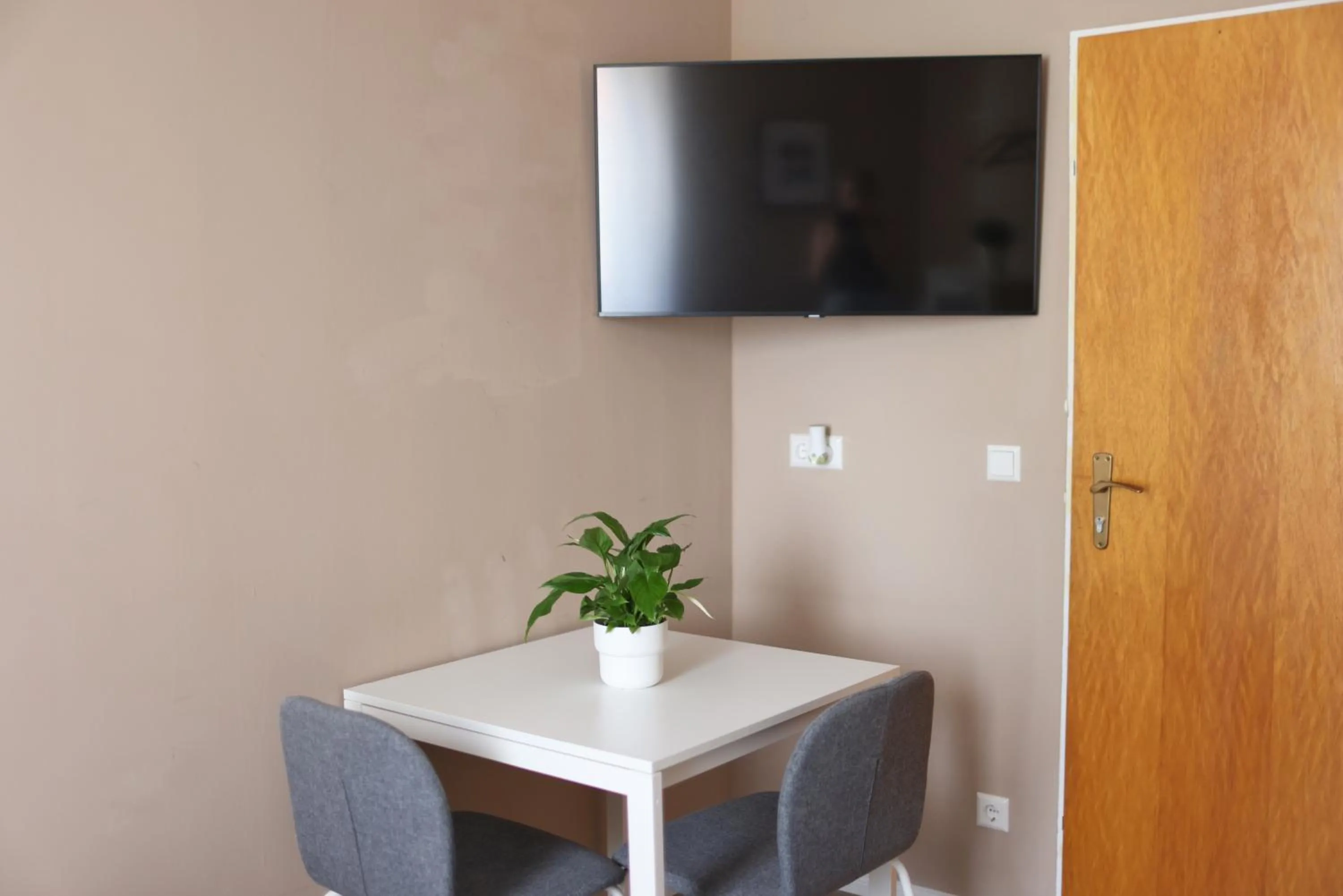 TV and multimedia in Mythos Hotel Oranienburg