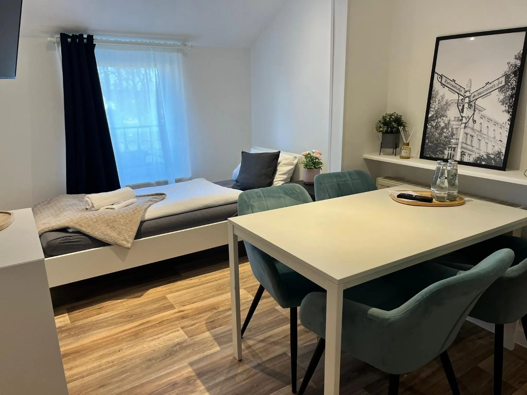 Bed in Mythos Hotel Oranienburg