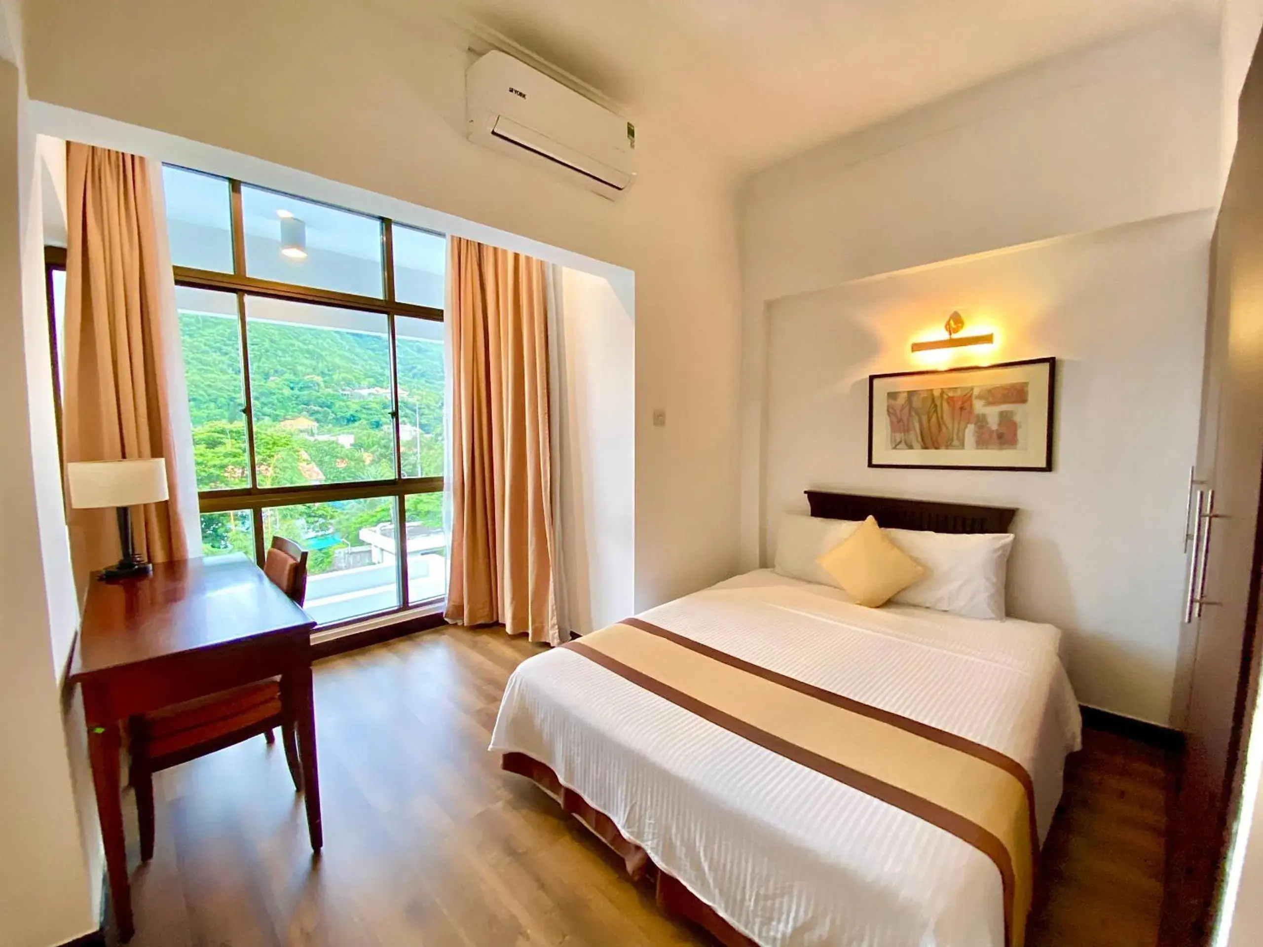 Three-Bedroom Apartment in Ocean Sunrise Vung Tau Three-Bedroom Apartment in Ocean Sunrise Vung Tau