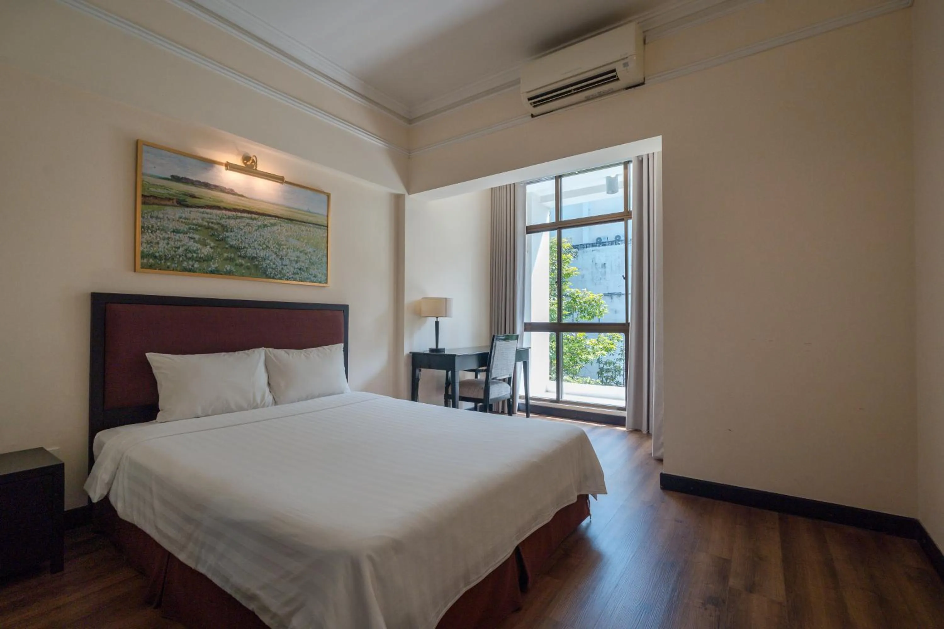 Bedroom, Bed in Ocean Sunrise Vung Tau