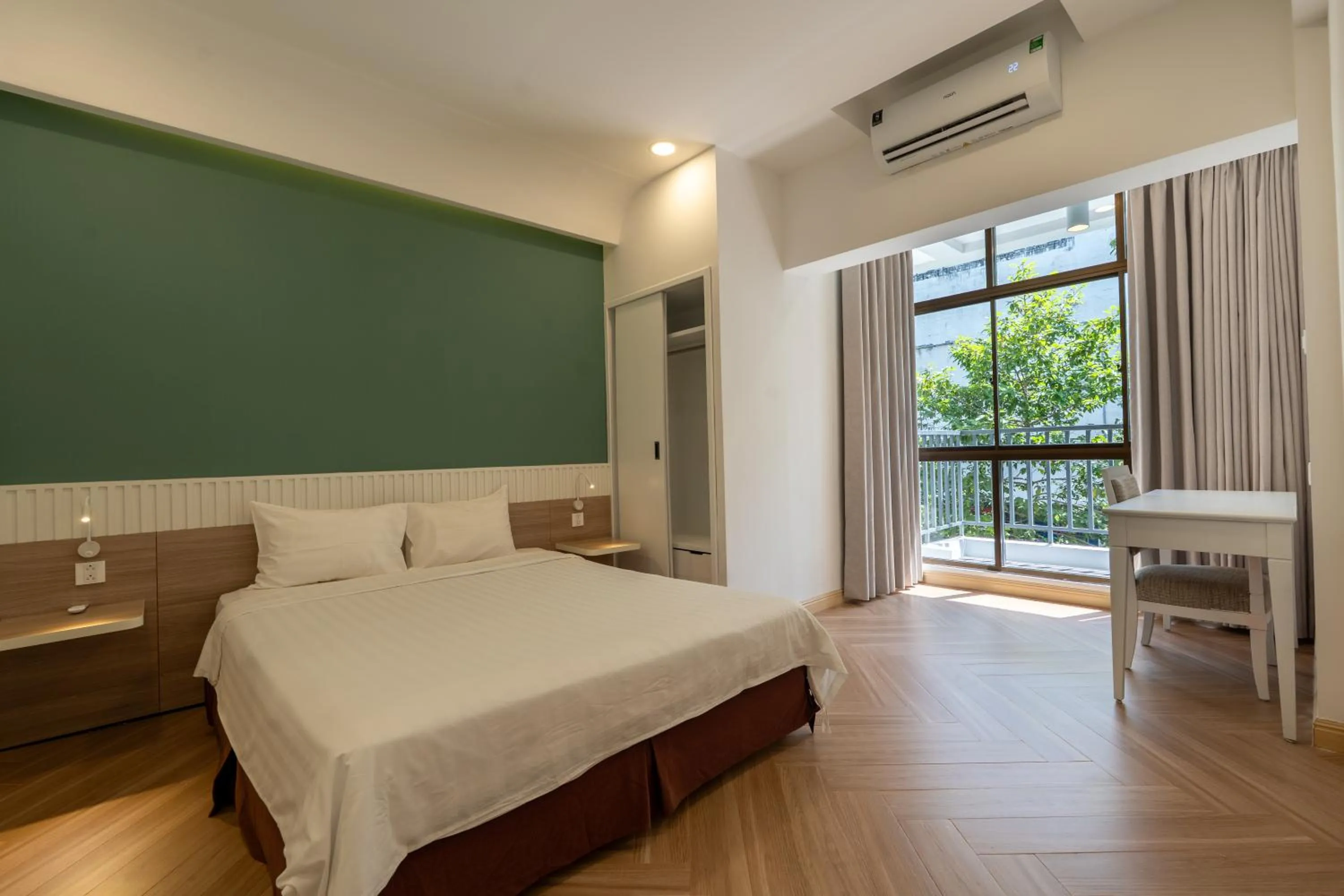 Bed in Ocean Sunrise Vung Tau