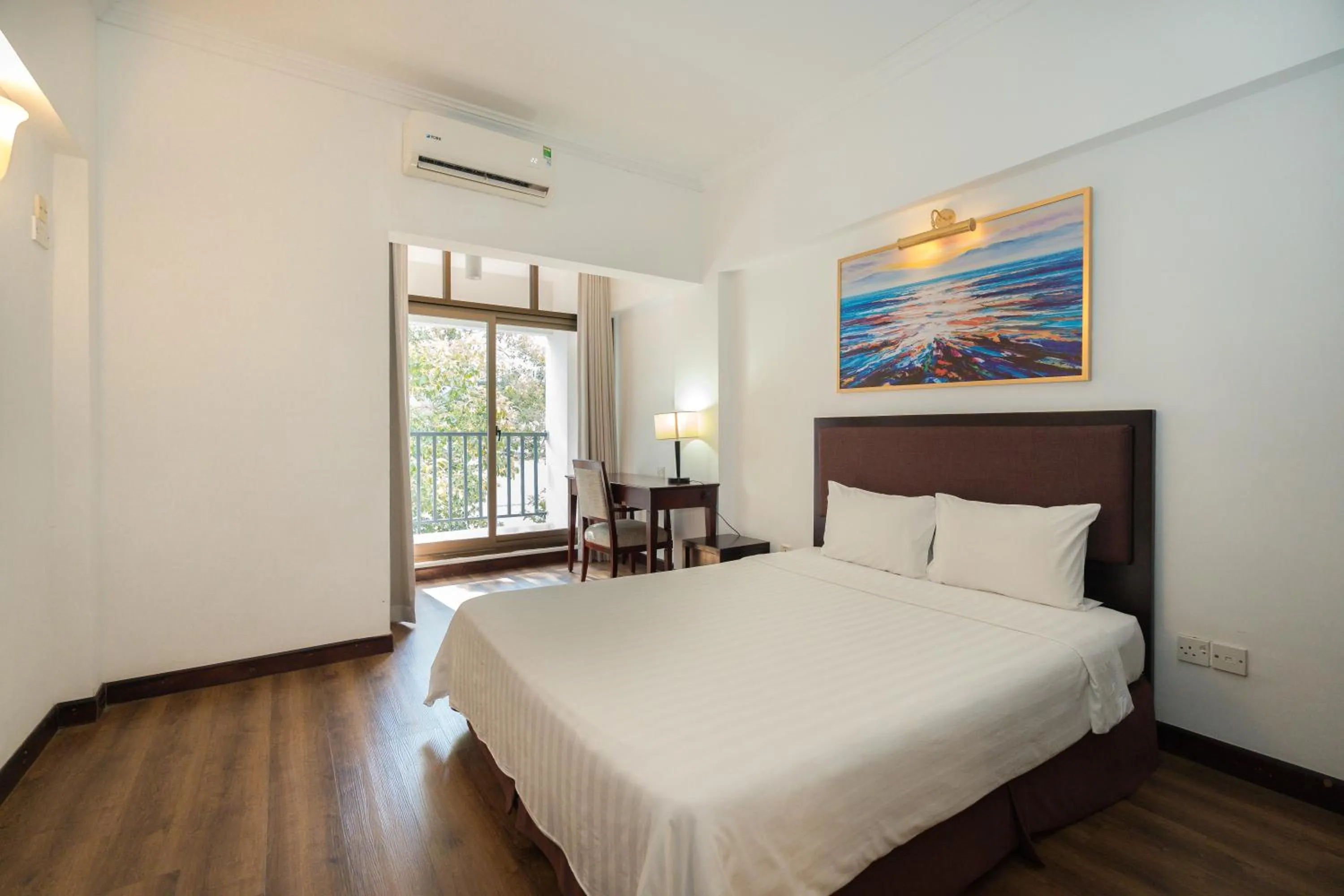 Bed in Ocean Sunrise Vung Tau