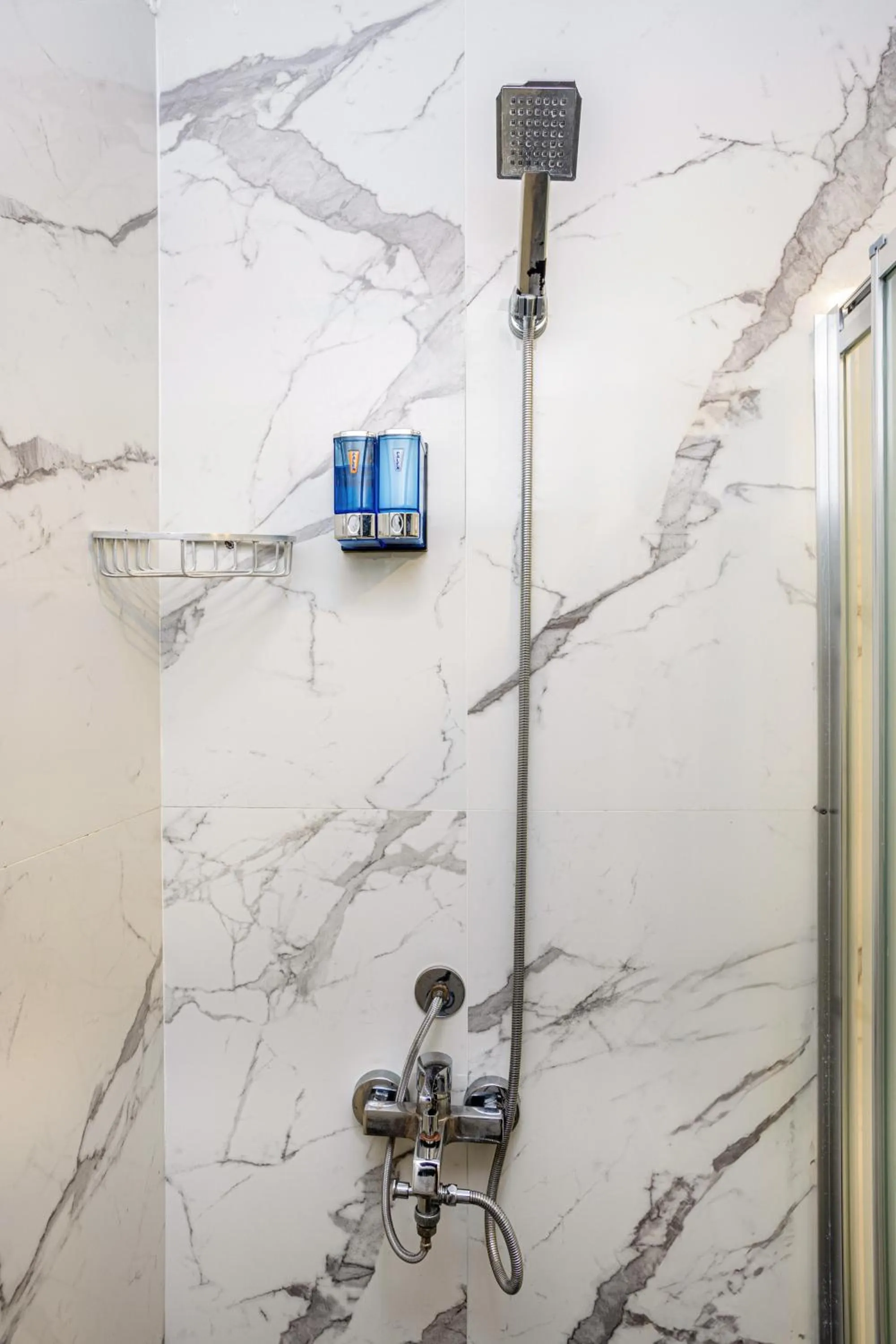 Bathroom in Meridiani Taksim Hotel