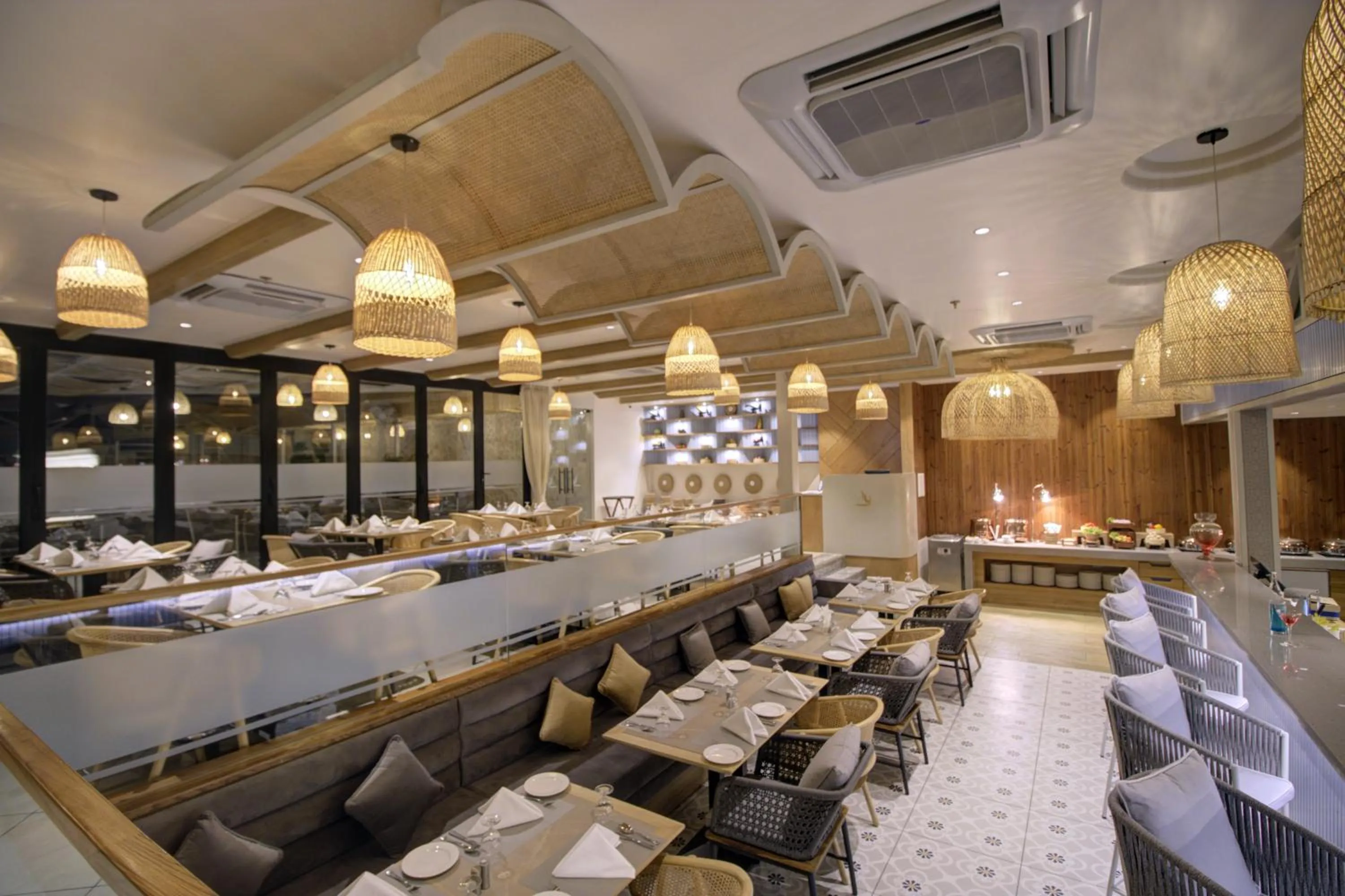 Restaurant/places to eat in Cygnett Collection K K Hotel