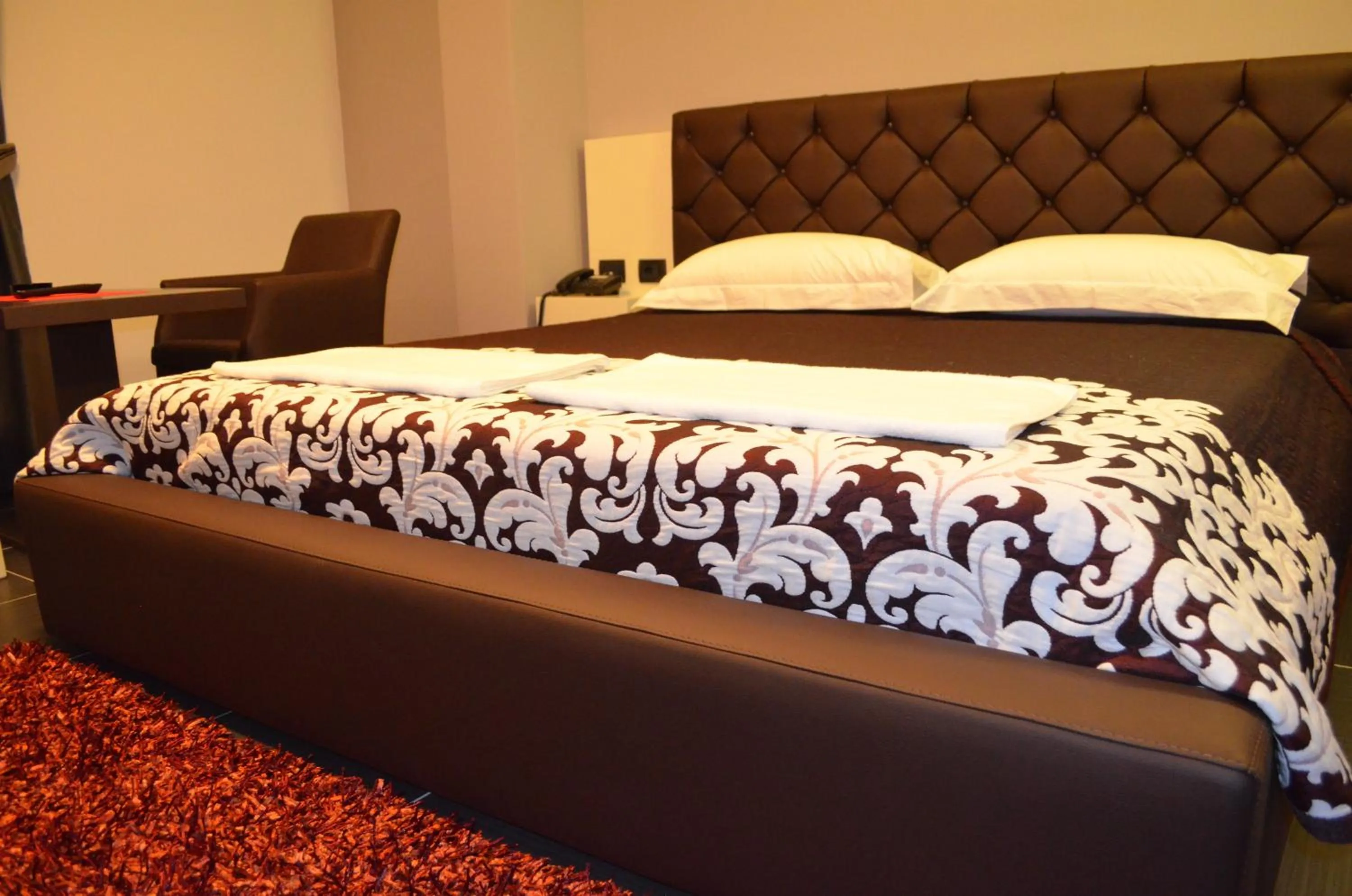 Bedroom, Bed in Hotel Mustang