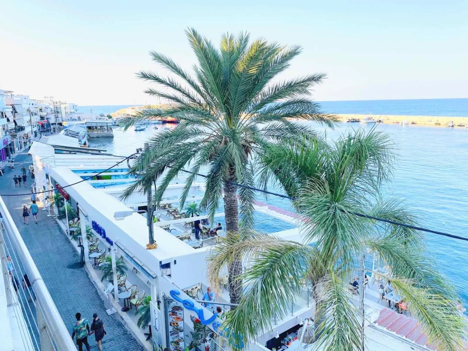 Sea view in Kassavetis Center - Hotel Studios & Apartments