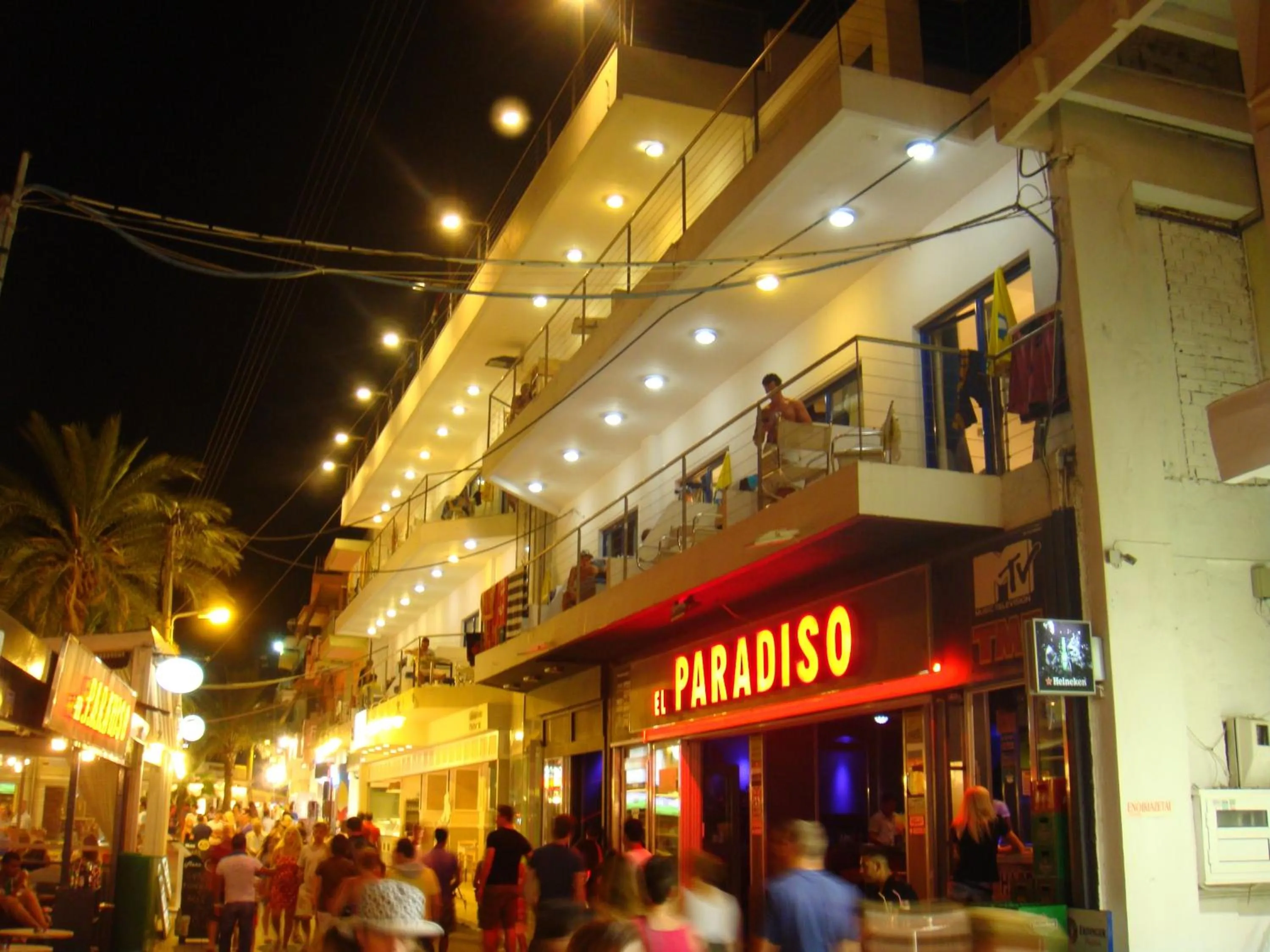 Property building in Kassavetis Center - Hotel Studios & Apartments