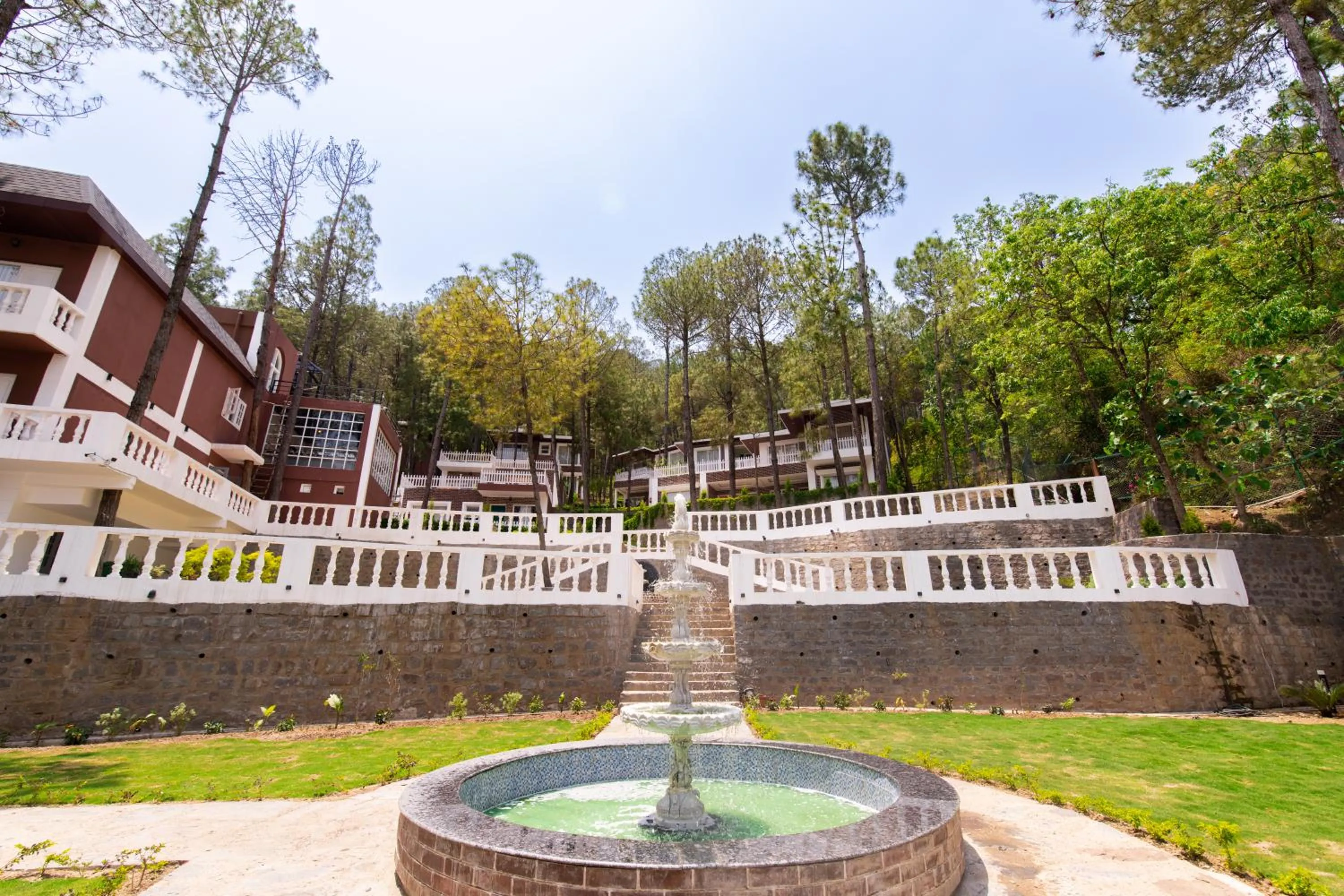 Property building in WelcomHeritage Santa Roza Kasauli