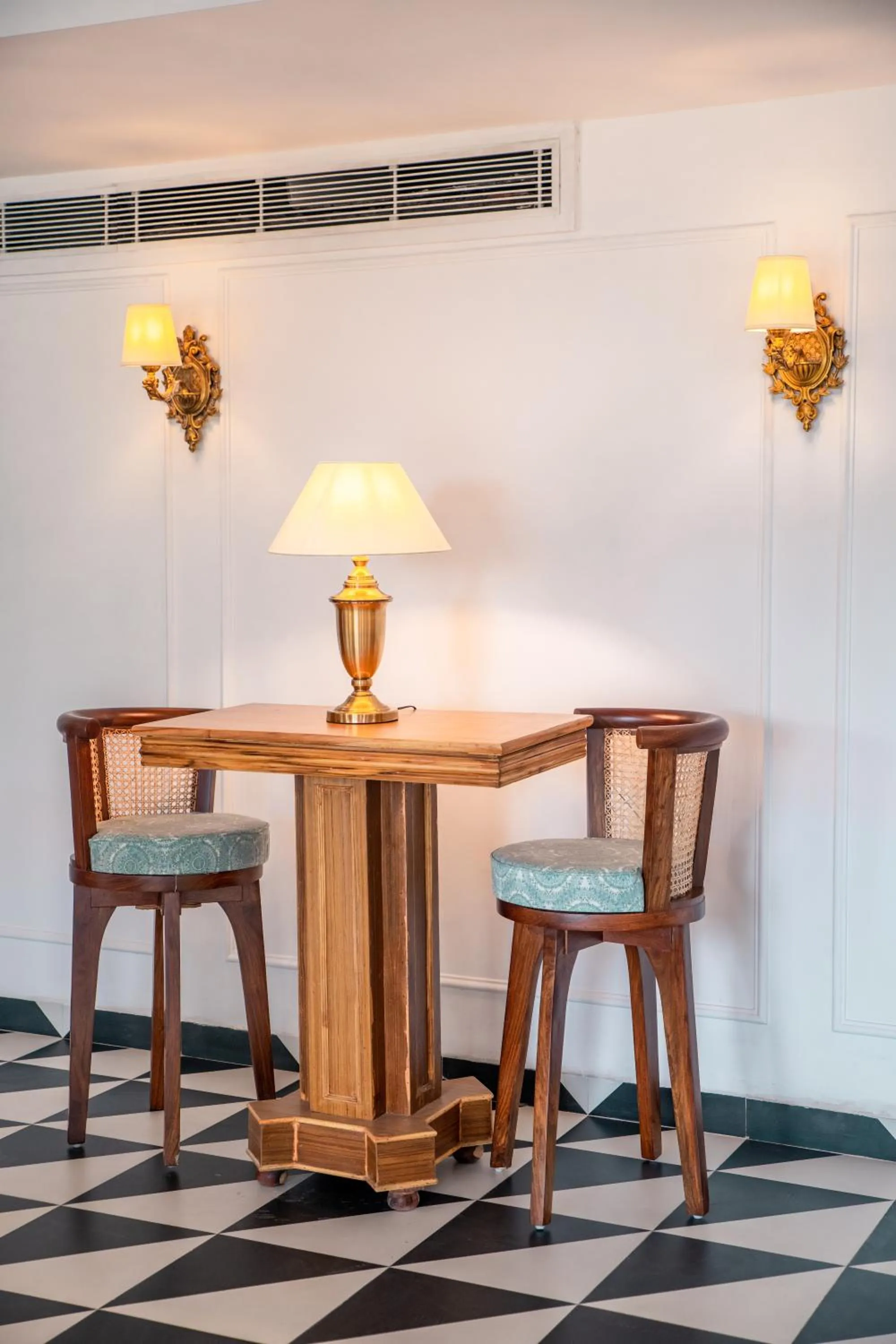 Lobby or reception in WelcomHeritage Santa Roza Kasauli