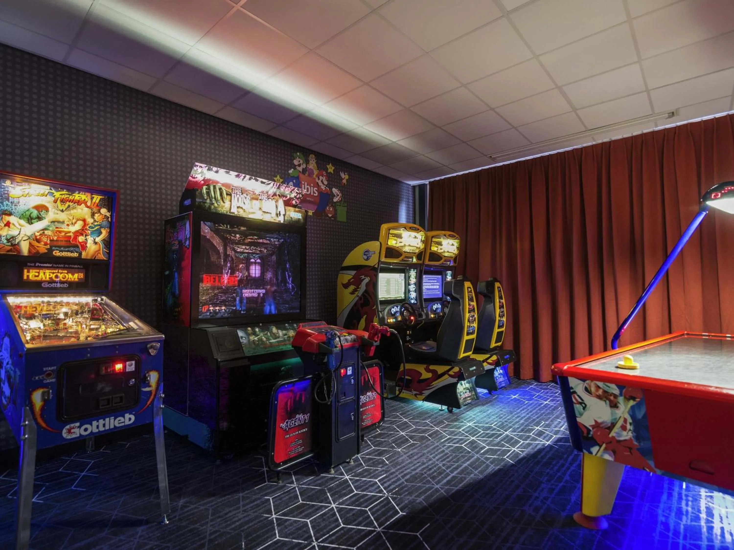 Restaurant/places to eat in ibis Rotterdam Vlaardingen